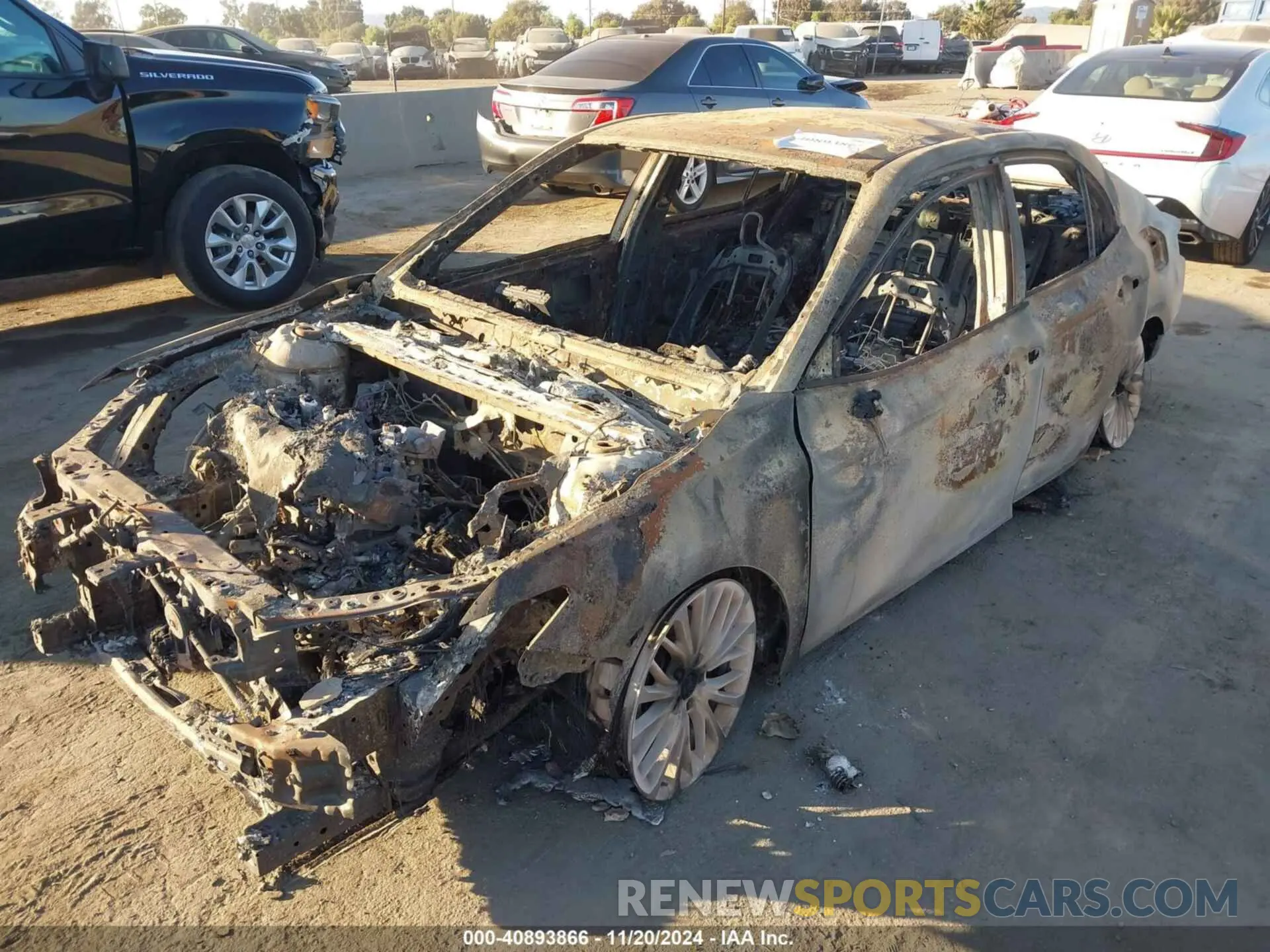 6 fotografías del automóvil dañado 4T1M11AK4LU921179 TOYOTA CAMRY 2020