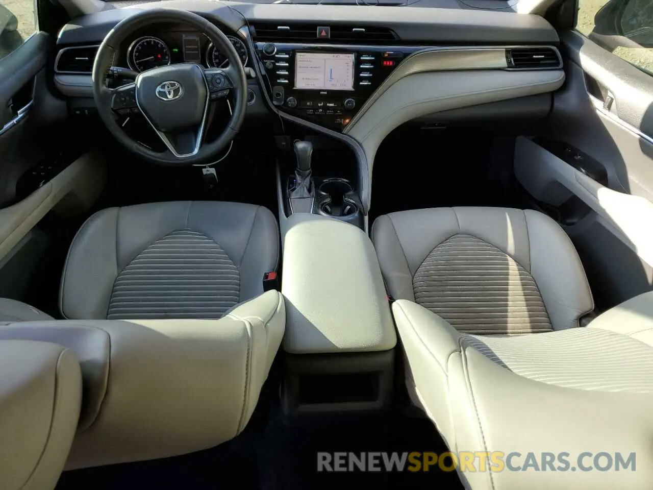 8 fotografías del automóvil dañado 4T1M11AK5LU860005 TOYOTA CAMRY 2020