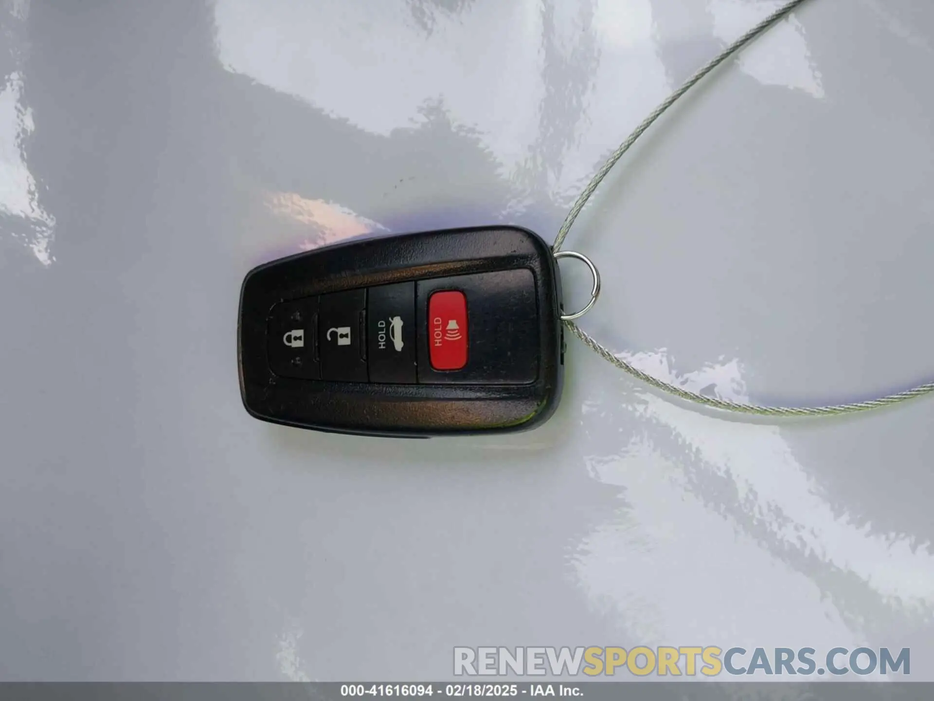 11 fotografías del automóvil dañado 4T1M11AK5LU923801 TOYOTA CAMRY 2020