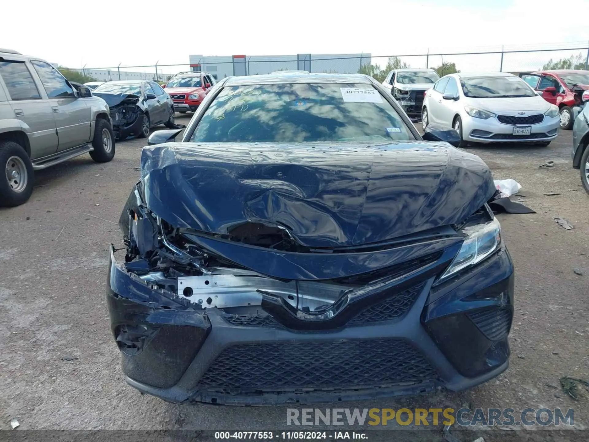 12 fotografías del automóvil dañado 4T1M11AK5LU943157 TOYOTA CAMRY 2020