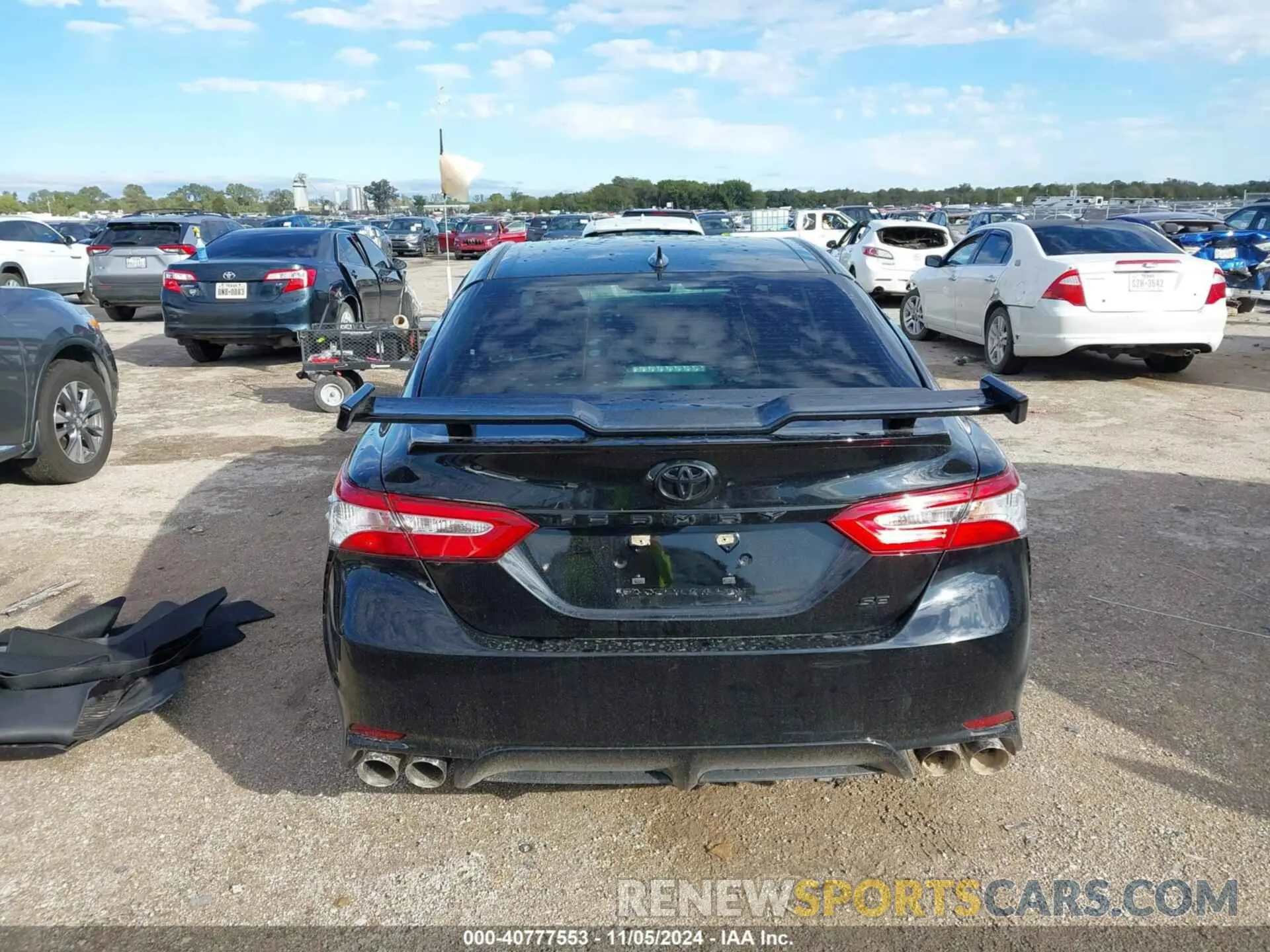 16 fotografías del automóvil dañado 4T1M11AK5LU943157 TOYOTA CAMRY 2020