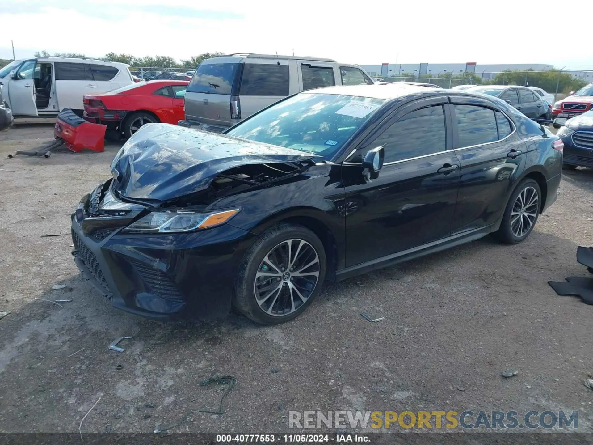 2 fotografías del automóvil dañado 4T1M11AK5LU943157 TOYOTA CAMRY 2020
