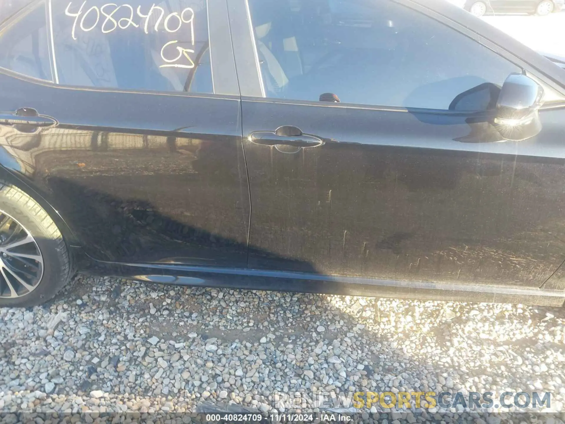 14 fotografías del automóvil dañado 4T1M11AK5LU951596 TOYOTA CAMRY 2020