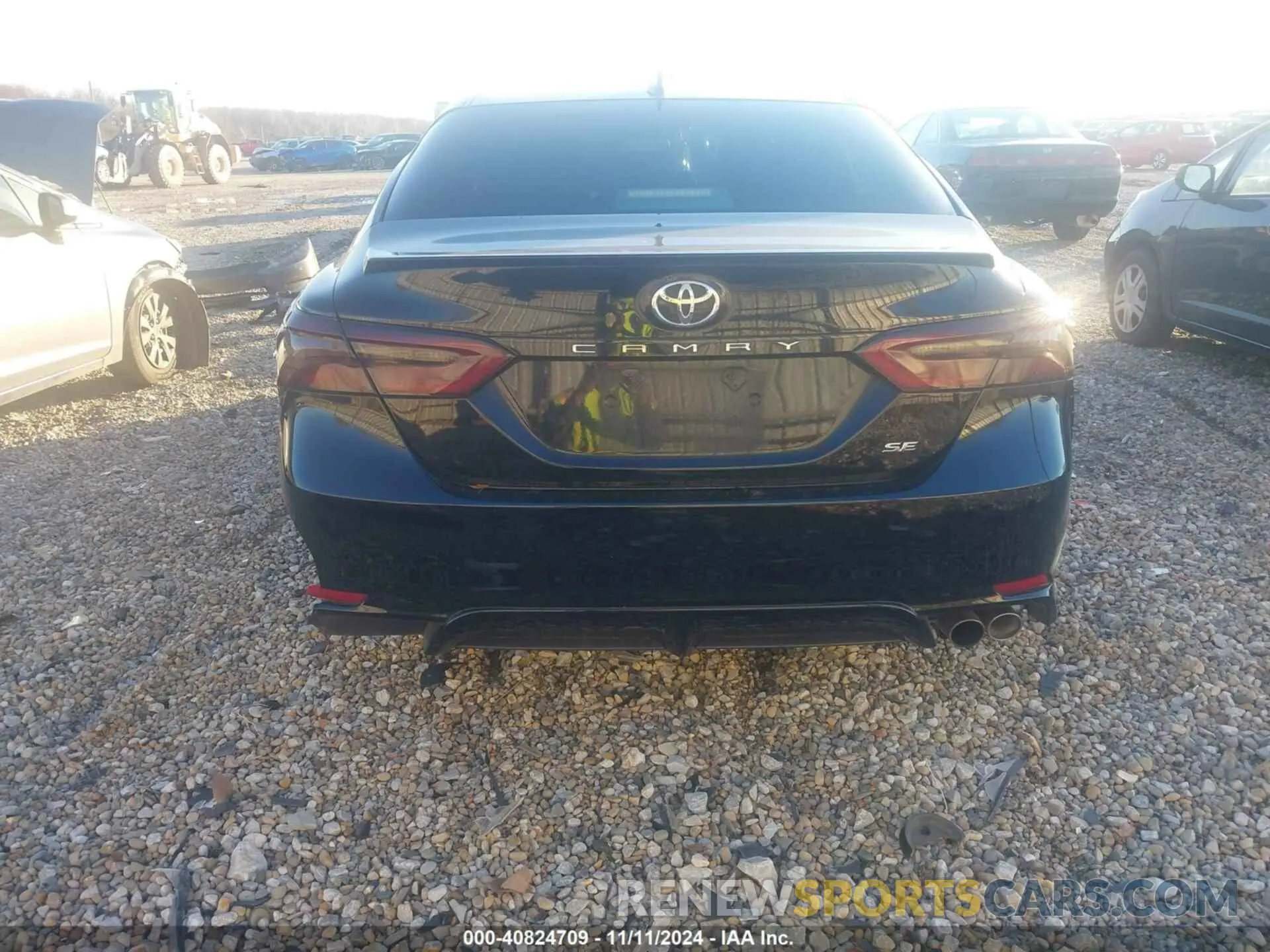 17 fotografías del automóvil dañado 4T1M11AK5LU951596 TOYOTA CAMRY 2020
