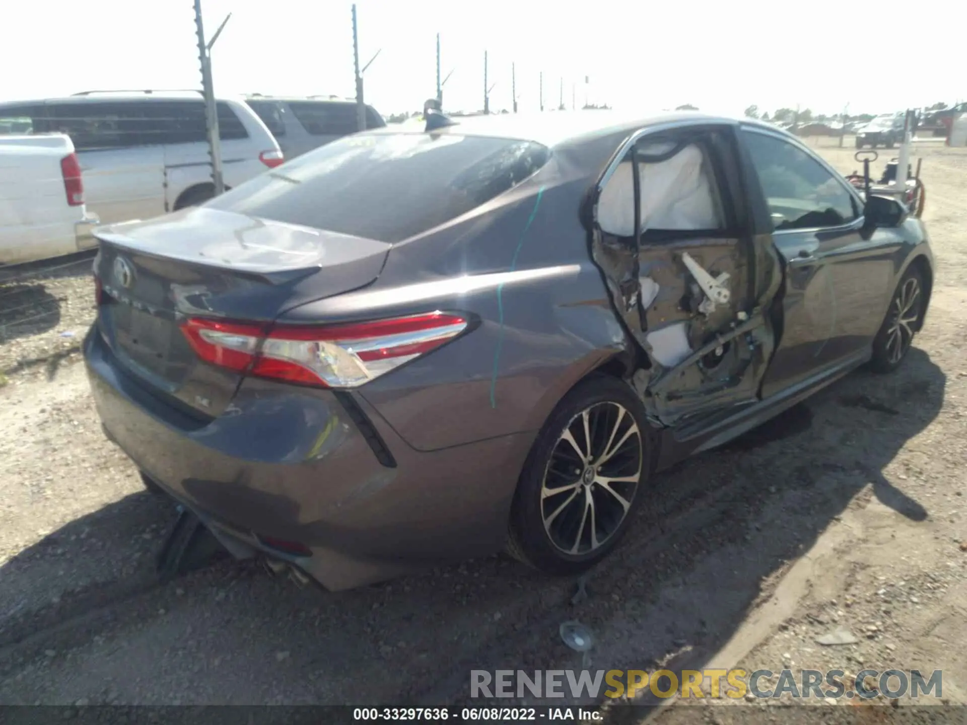 4 fotografías del automóvil dañado 4T1M11AK6LU356515 TOYOTA CAMRY 2020