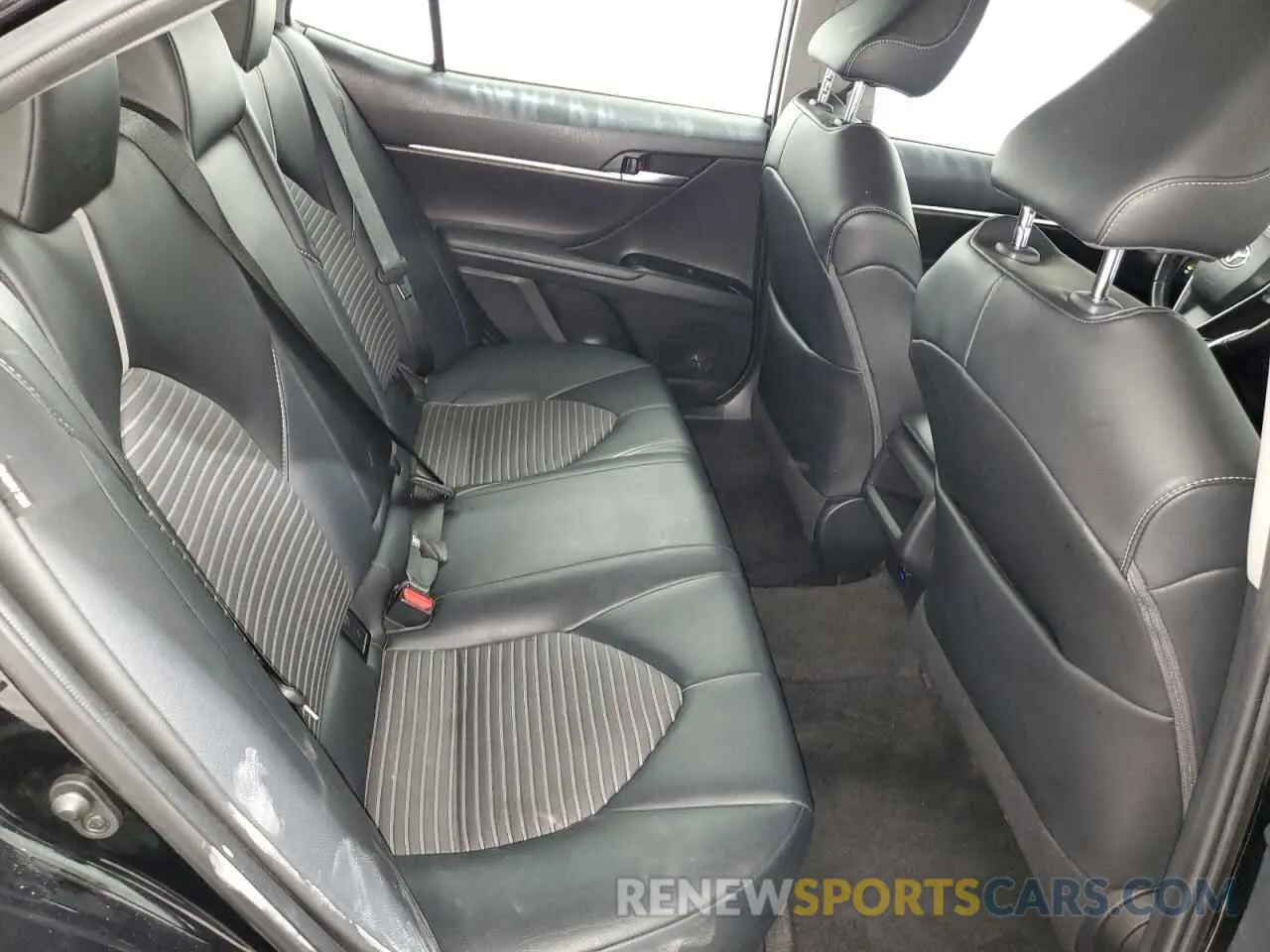 10 fotografías del automóvil dañado 4T1M11AK6LU888041 TOYOTA CAMRY 2020