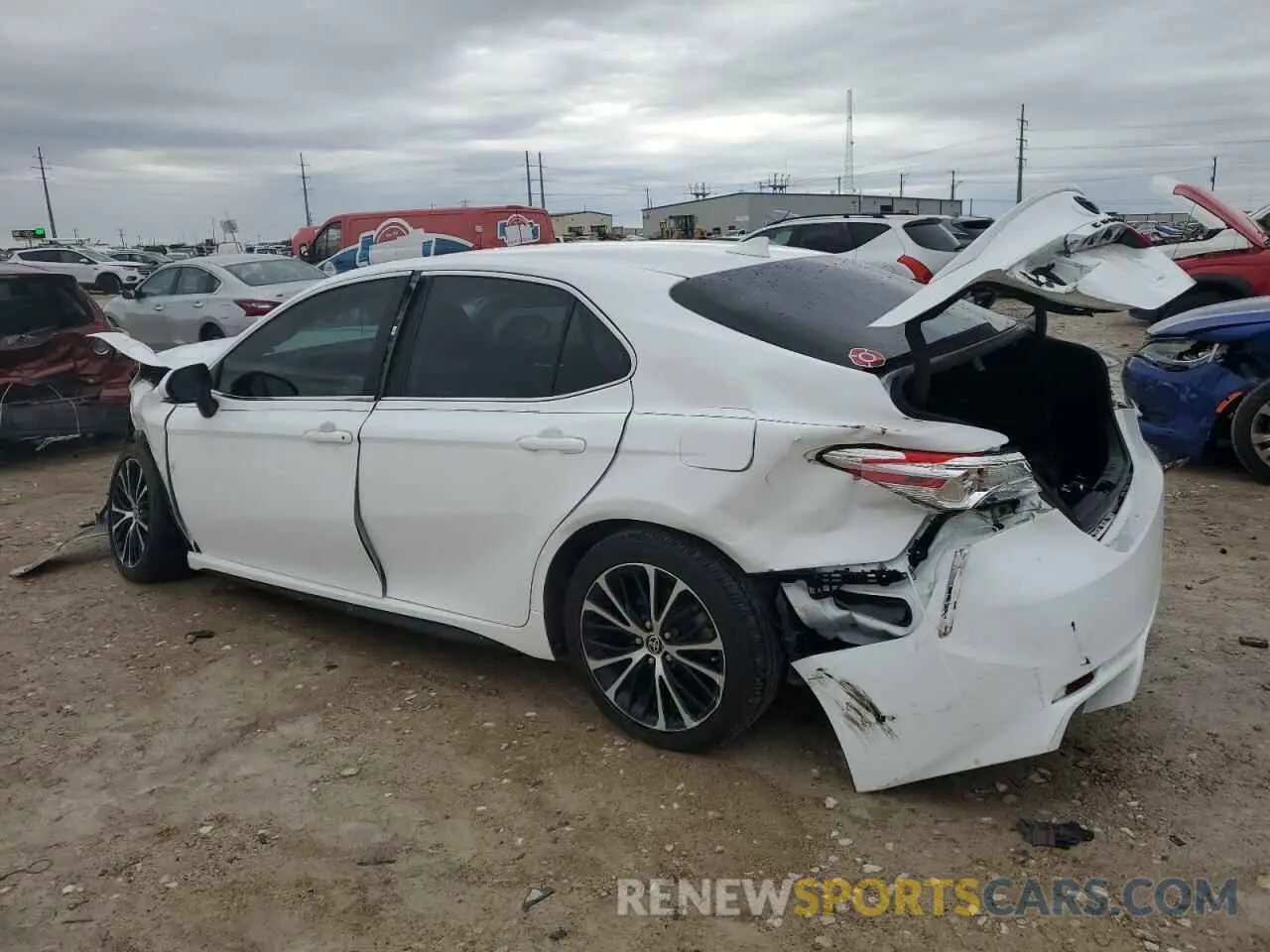 2 fotografías del automóvil dañado 4T1M11AK6LU997986 TOYOTA CAMRY 2020