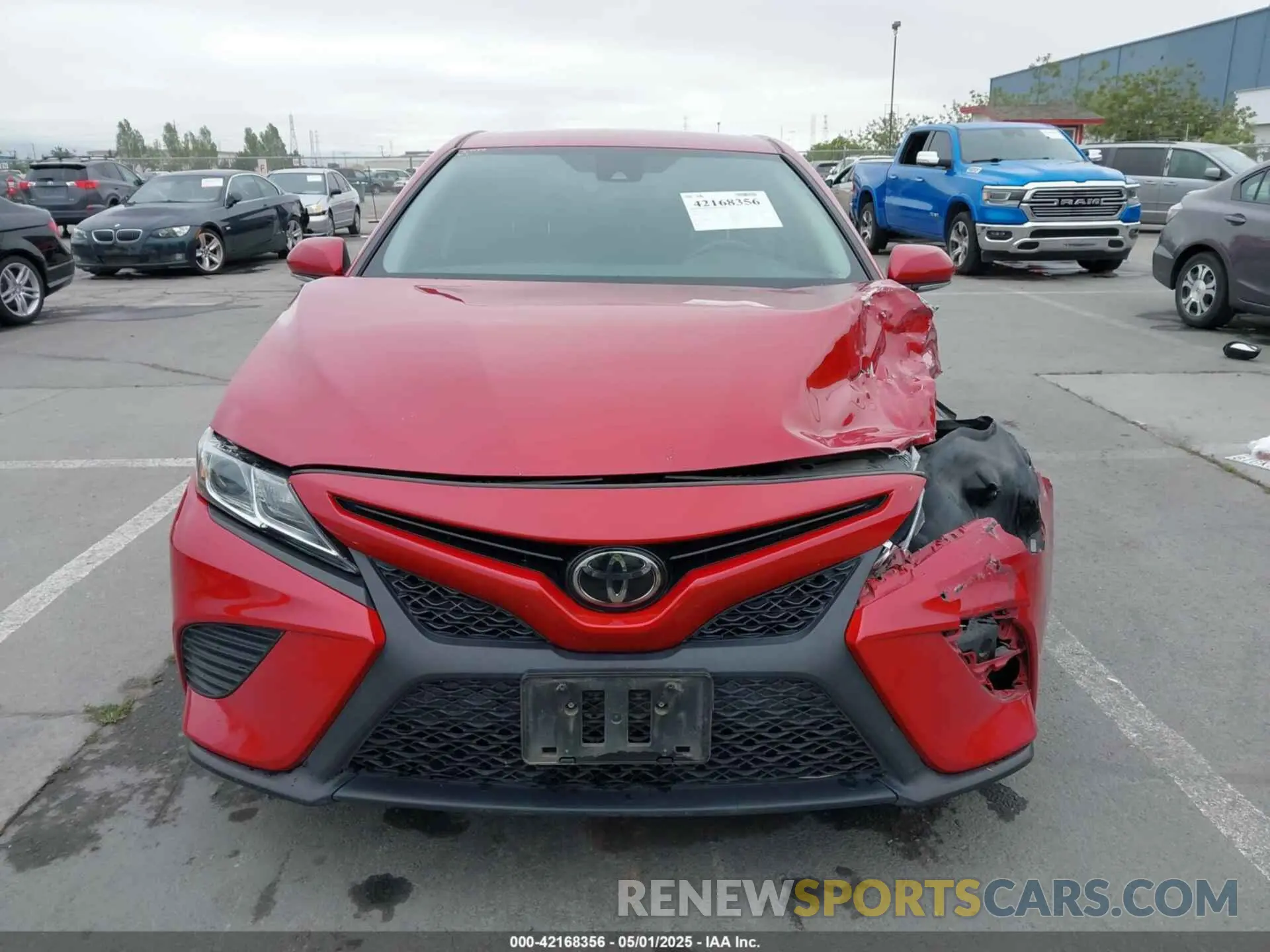 12 fotografías del automóvil dañado 4T1M11AK7LU382296 TOYOTA CAMRY 2020