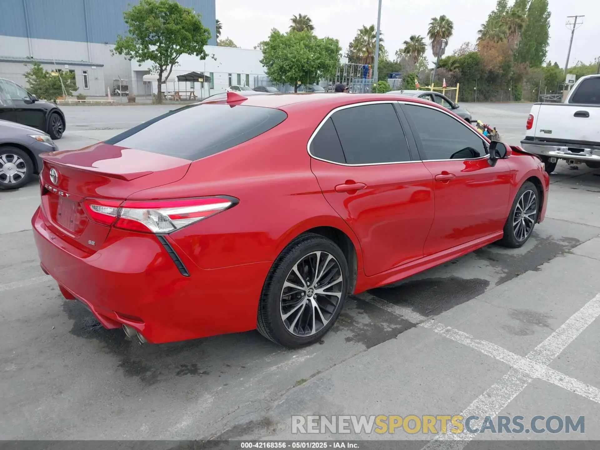 4 fotografías del automóvil dañado 4T1M11AK7LU382296 TOYOTA CAMRY 2020
