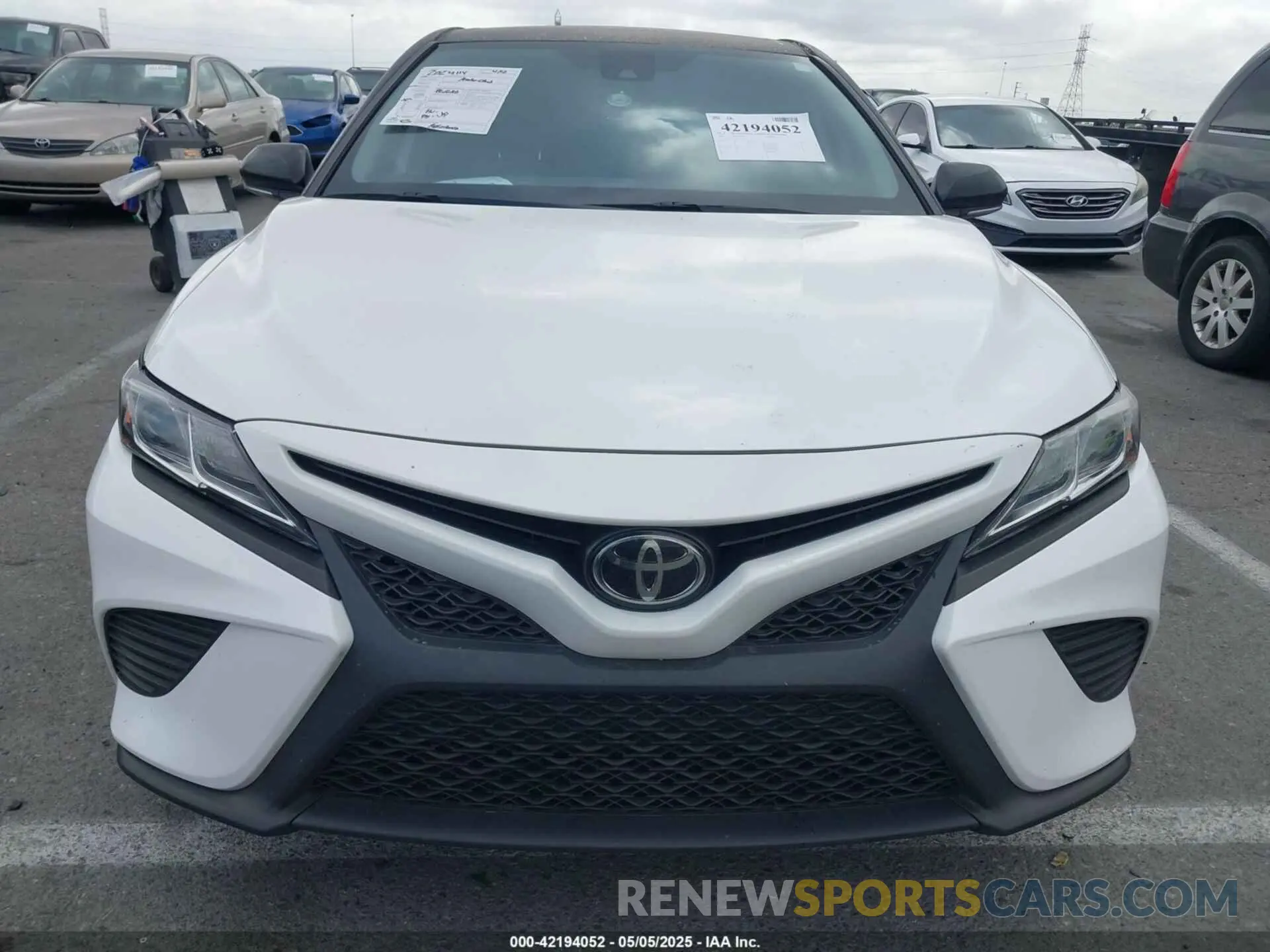 12 fotografías del automóvil dañado 4T1M11AK7LU396750 TOYOTA CAMRY 2020