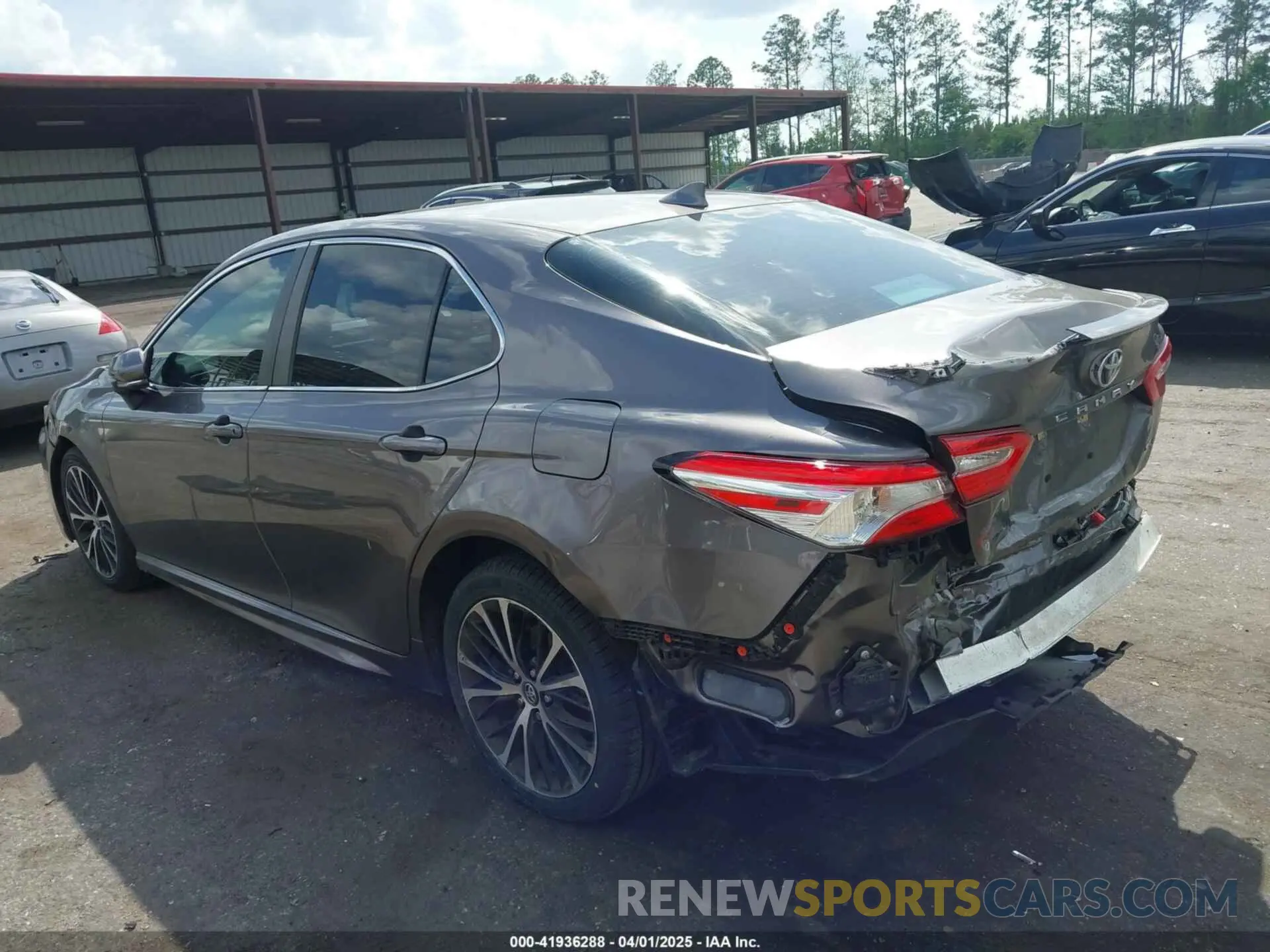 3 fotografías del automóvil dañado 4T1M11AK7LU928868 TOYOTA CAMRY 2020