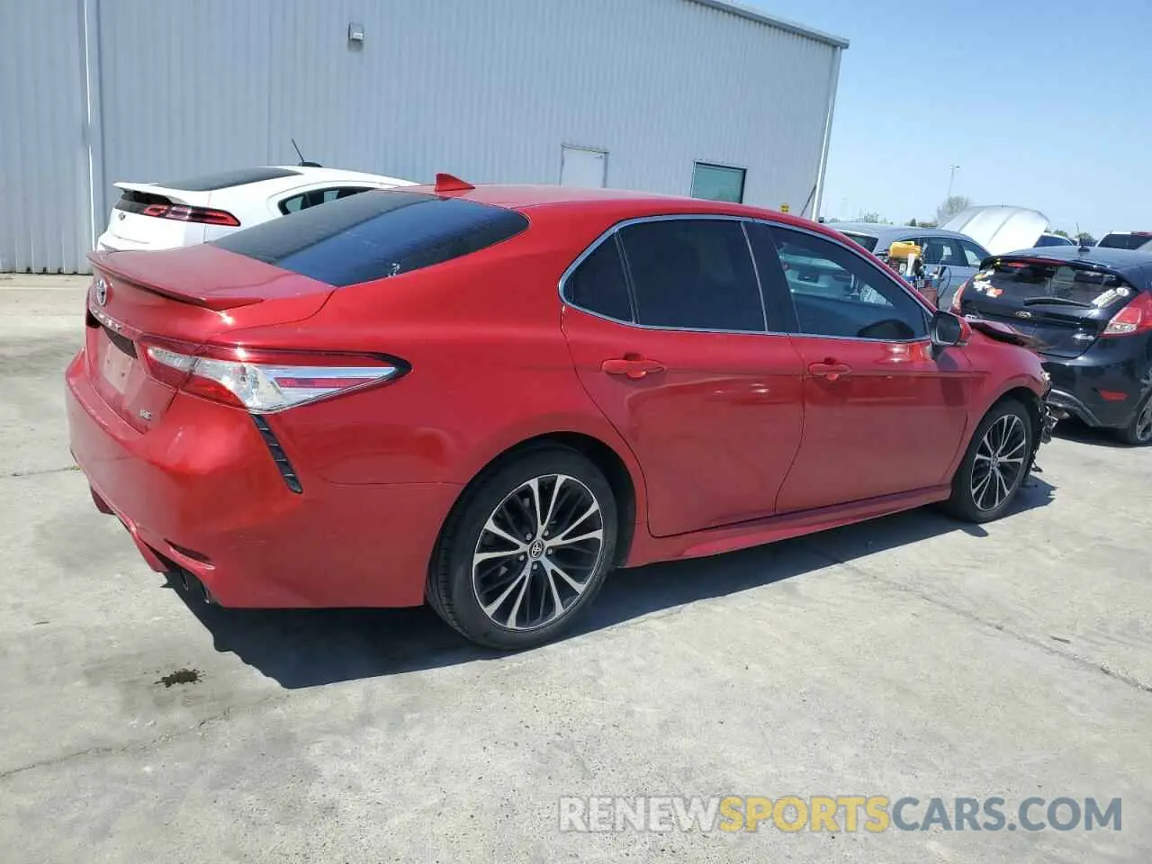 3 fotografías del automóvil dañado 4T1M11AK8LU385921 TOYOTA CAMRY 2020