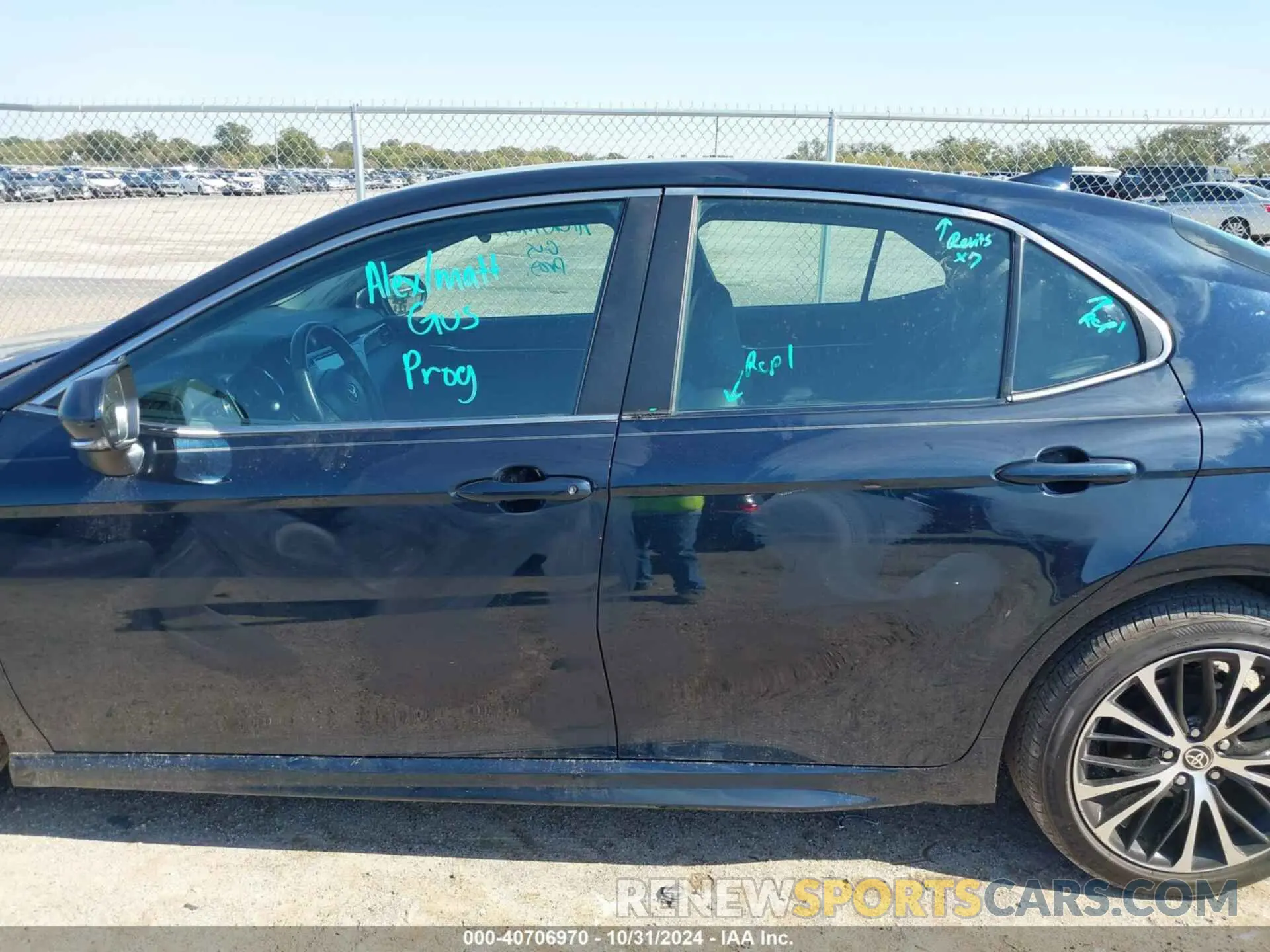 14 fotografías del automóvil dañado 4T1M11AK8LU388267 TOYOTA CAMRY 2020