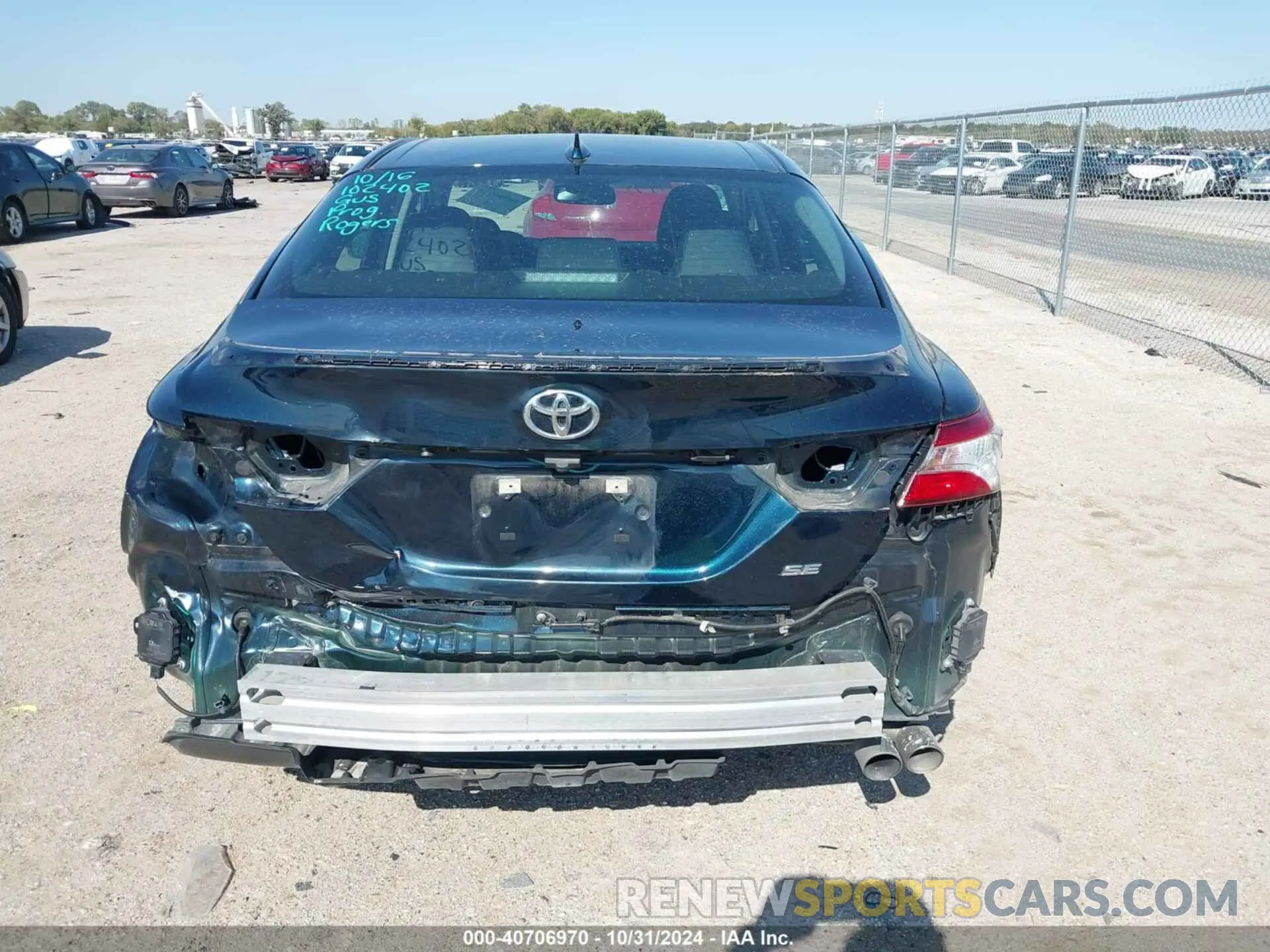 16 fotografías del automóvil dañado 4T1M11AK8LU388267 TOYOTA CAMRY 2020