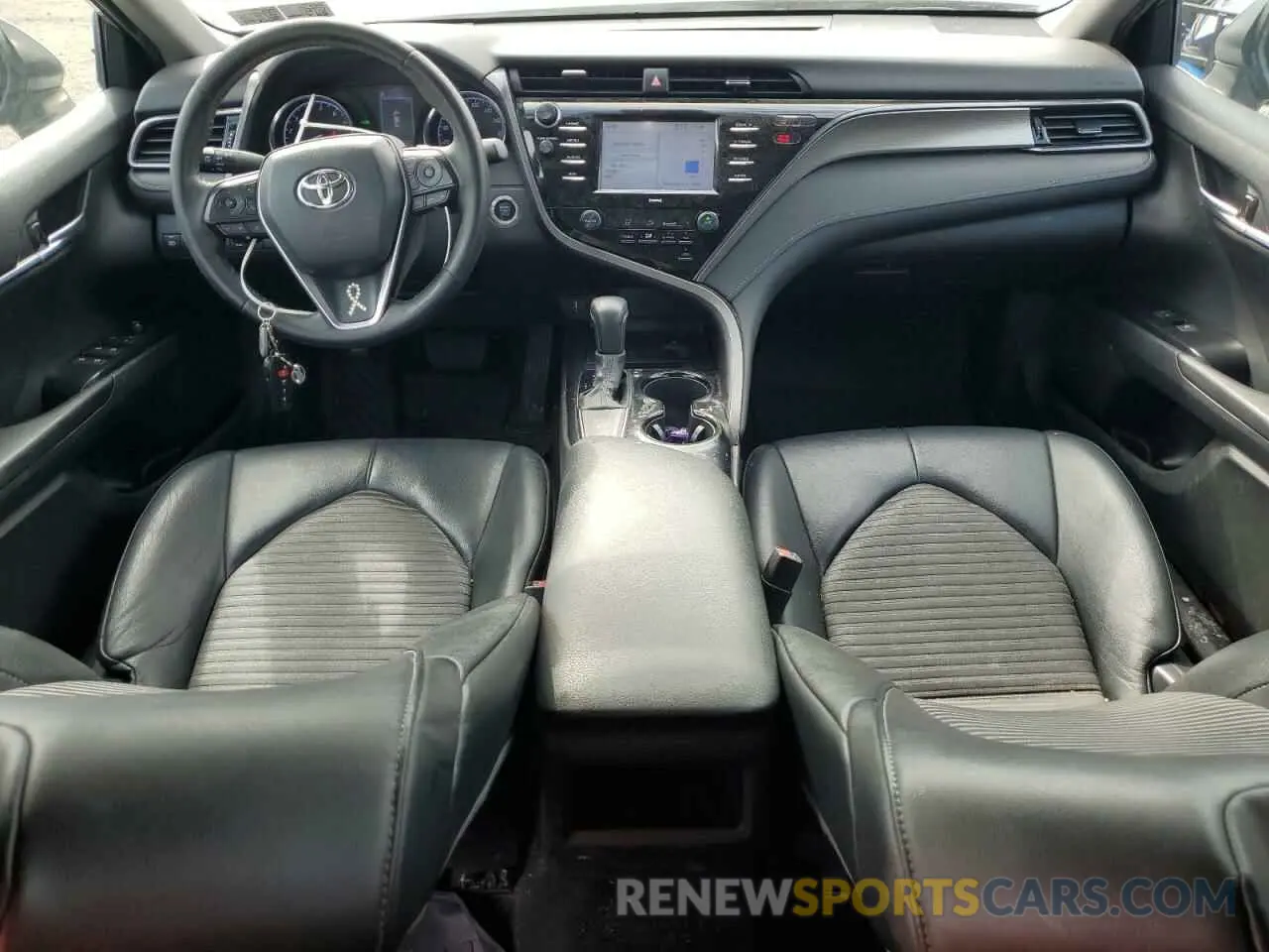 8 fotografías del automóvil dañado 4T1M11AK8LU910878 TOYOTA CAMRY 2020