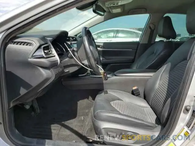 7 fotografías del automóvil dañado 4T1M11AK8LU910993 TOYOTA CAMRY 2020