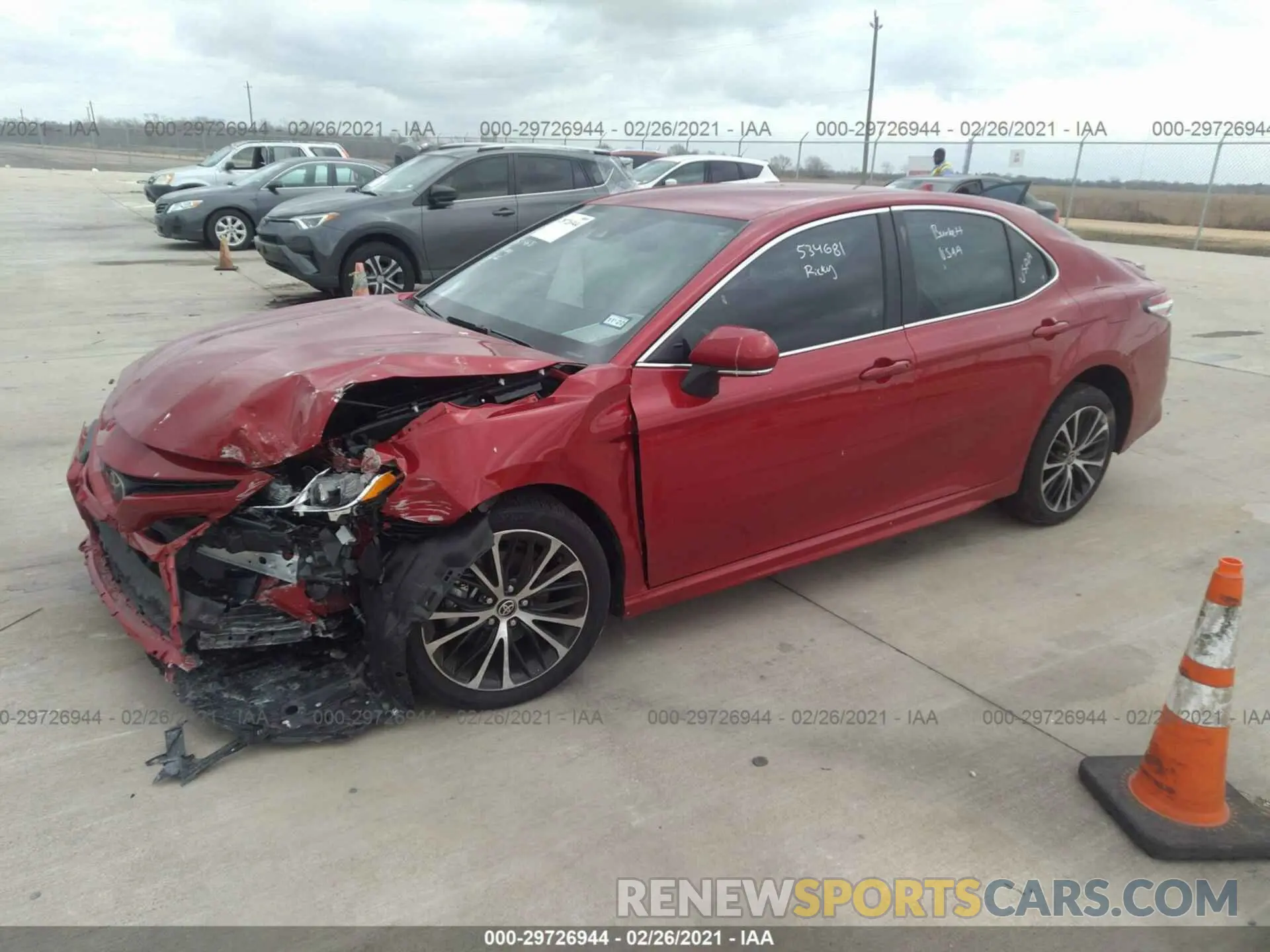 2 fotografías del automóvil dañado 4T1M11AK9LU388102 TOYOTA CAMRY 2020