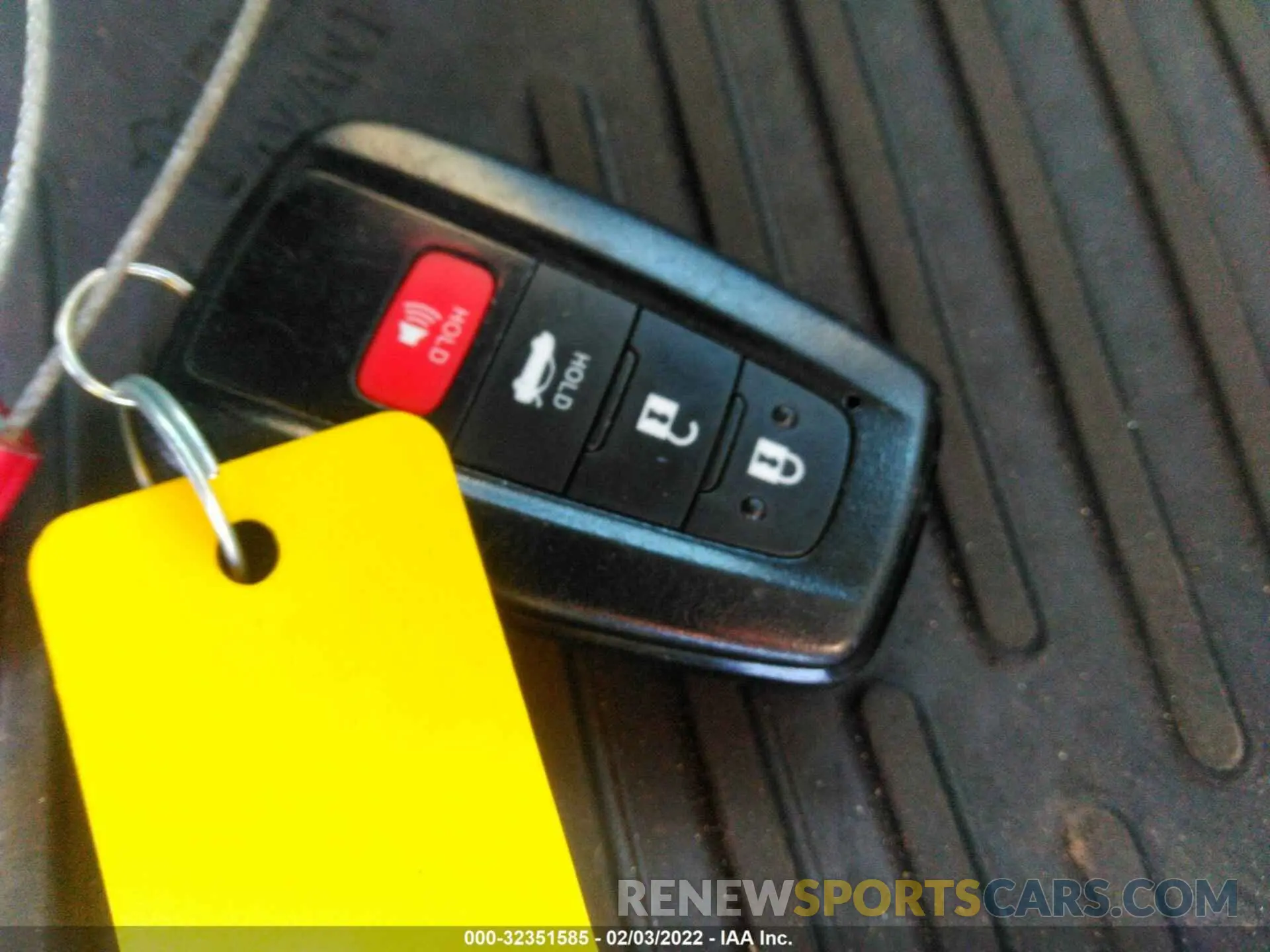 11 fotografías del automóvil dañado 4T1M11AK9LU921811 TOYOTA CAMRY 2020