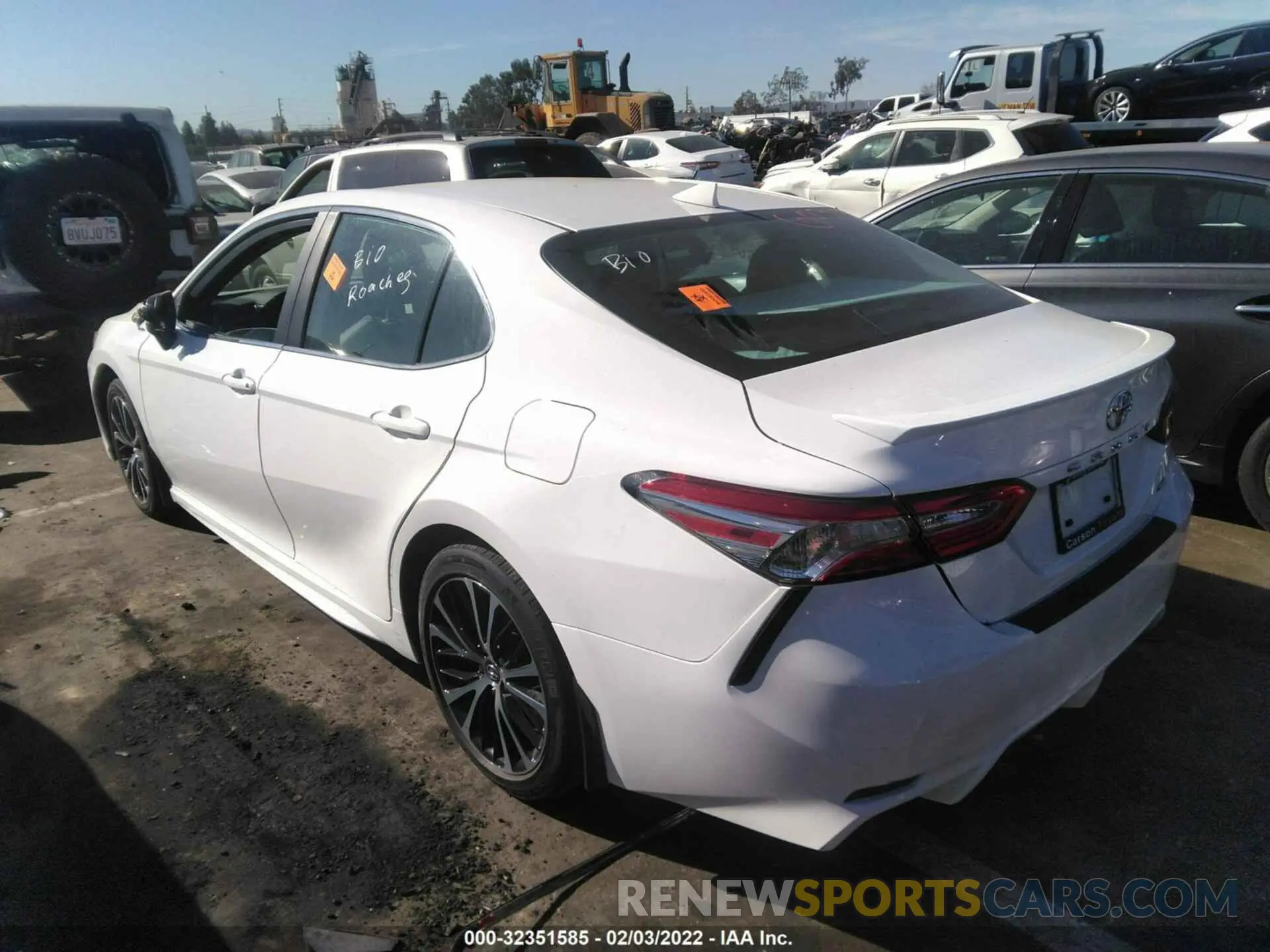 3 fotografías del automóvil dañado 4T1M11AK9LU921811 TOYOTA CAMRY 2020