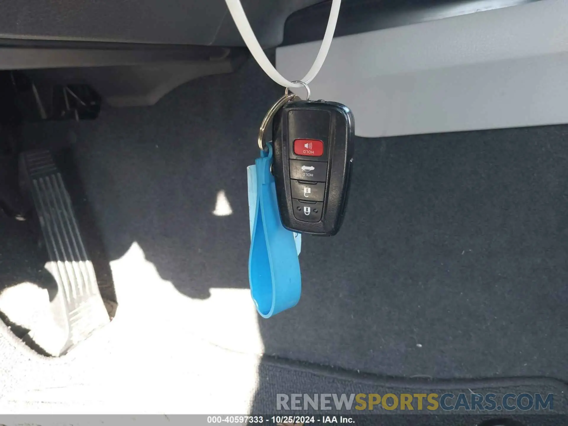 11 fotografías del automóvil dañado 4T1M11AKXLU861747 TOYOTA CAMRY 2020