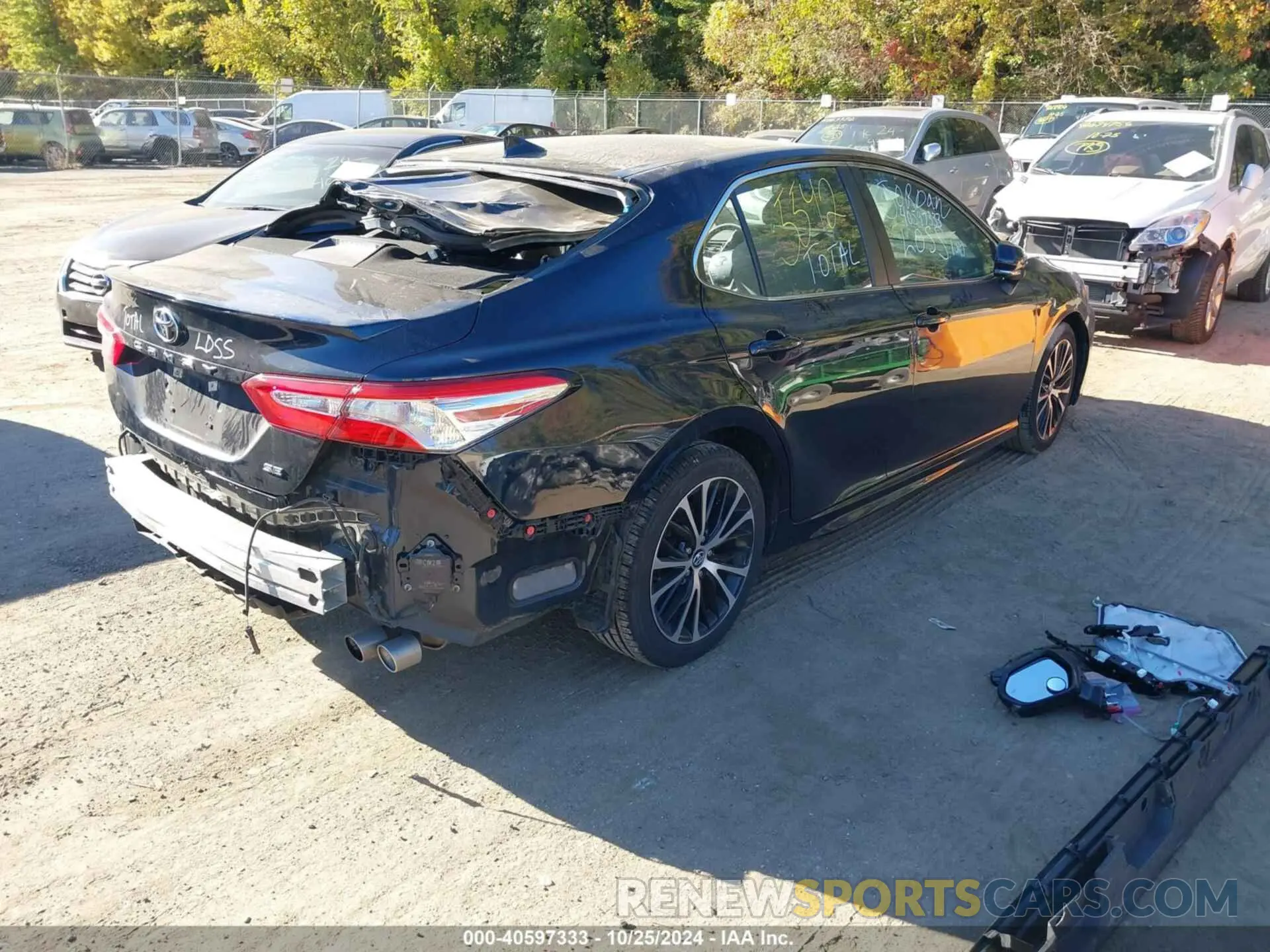 4 fotografías del automóvil dañado 4T1M11AKXLU861747 TOYOTA CAMRY 2020