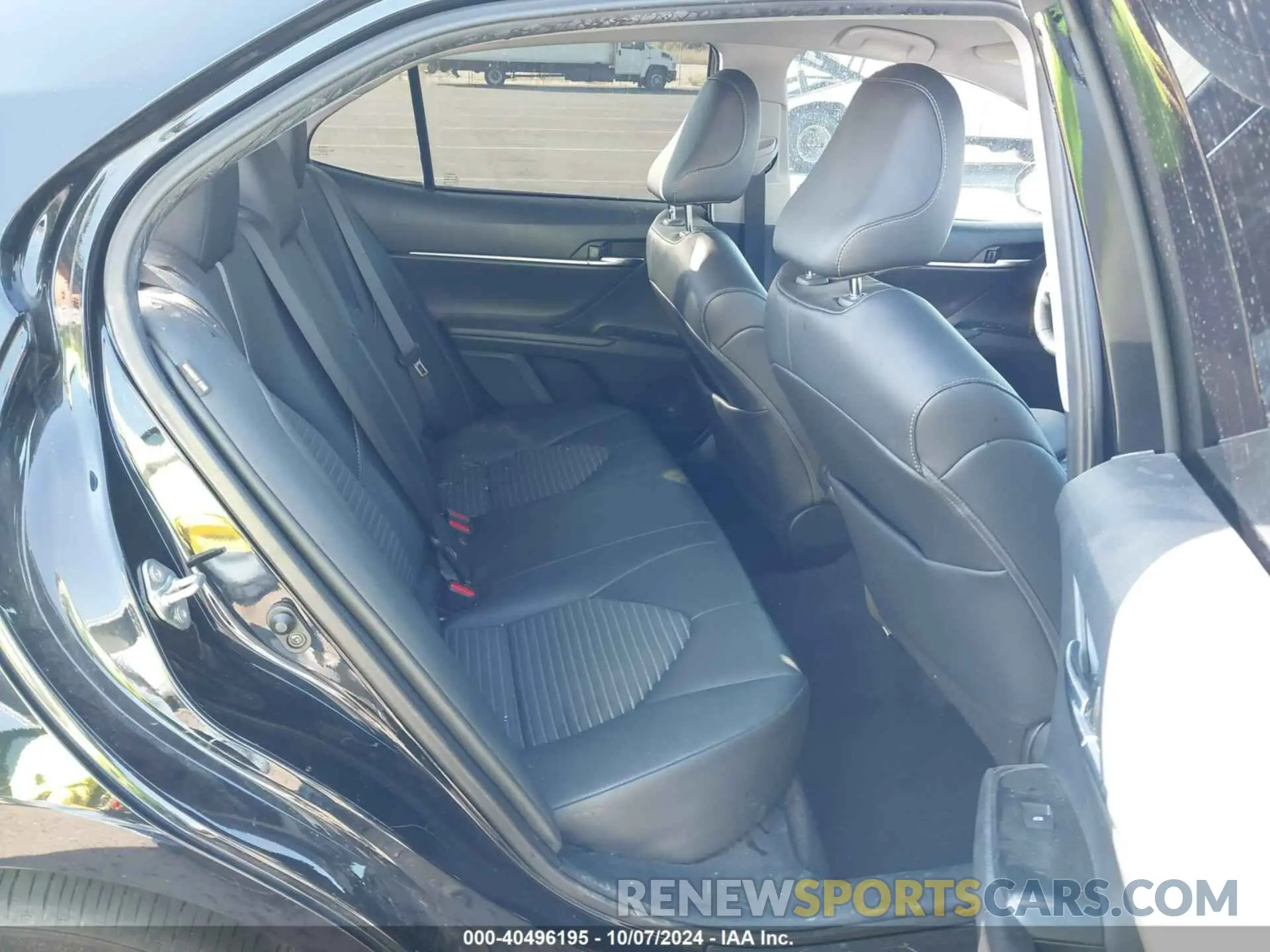 8 fotografías del automóvil dañado 4T1M11AKXLU990586 TOYOTA CAMRY 2020