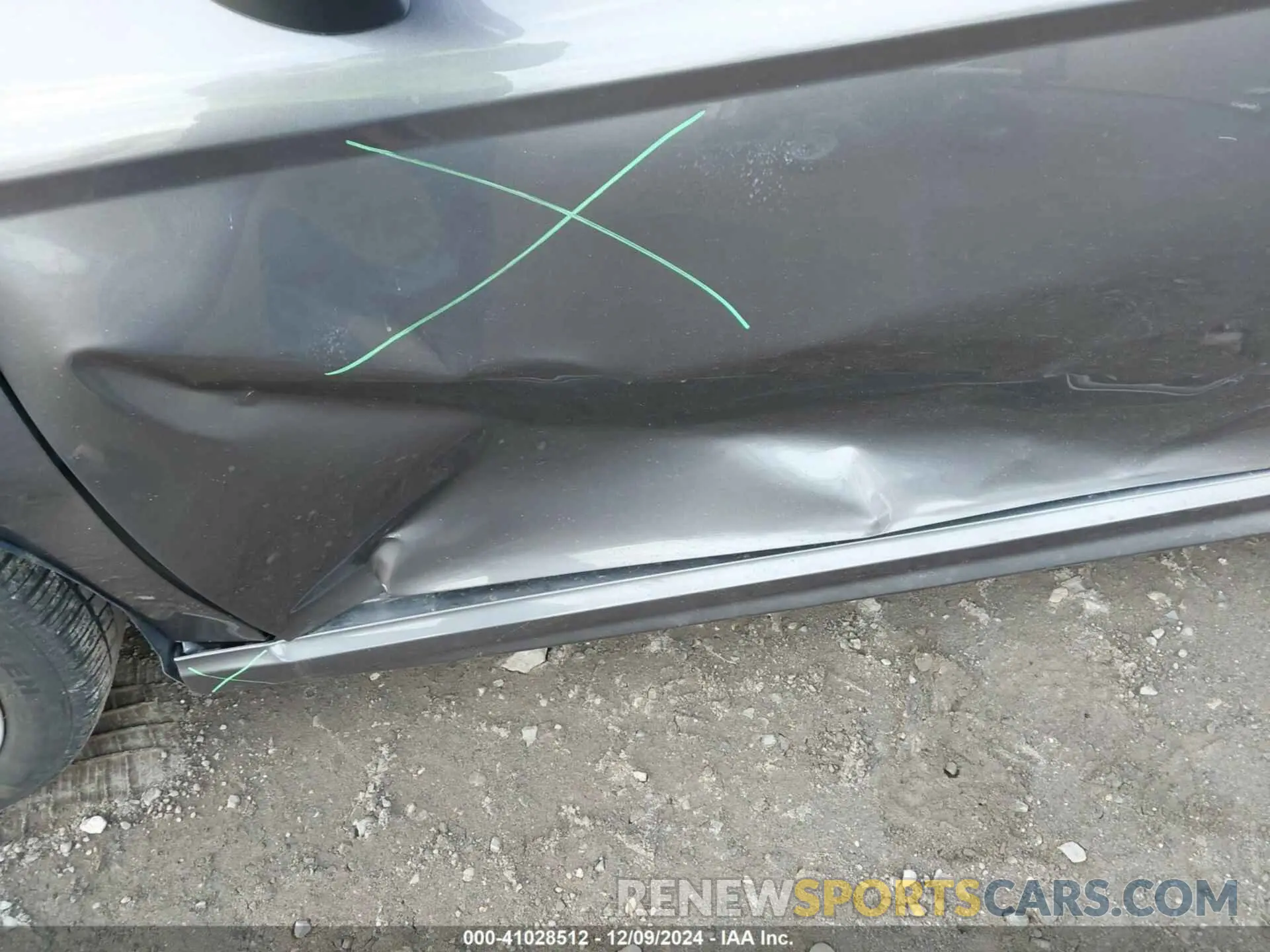 20 fotografías del automóvil dañado 4T1M11BK0LU018395 TOYOTA CAMRY 2020
