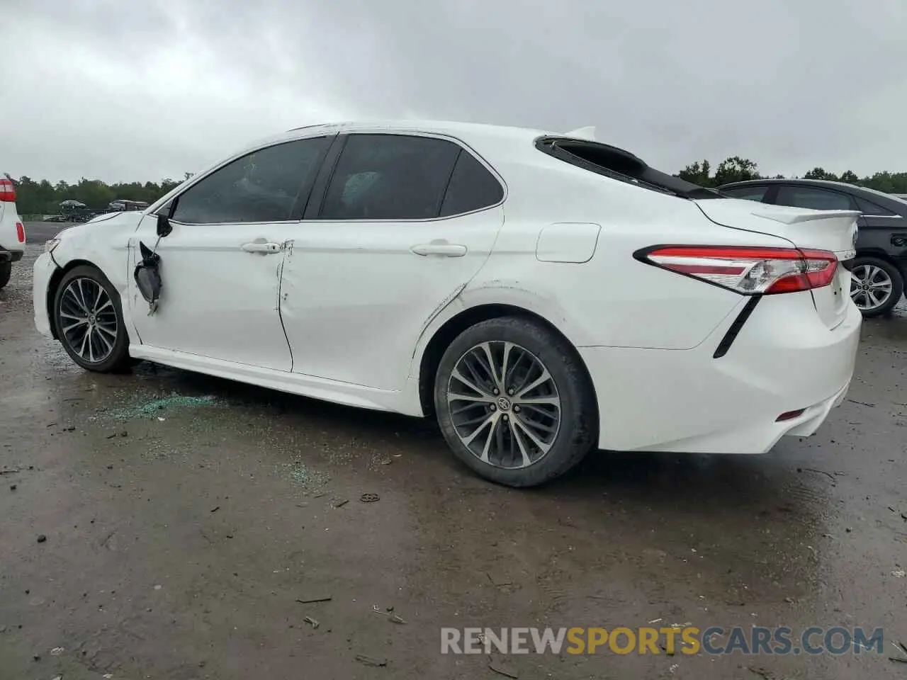 2 fotografías del automóvil dañado 4T1M11BK2LU004563 TOYOTA CAMRY 2020