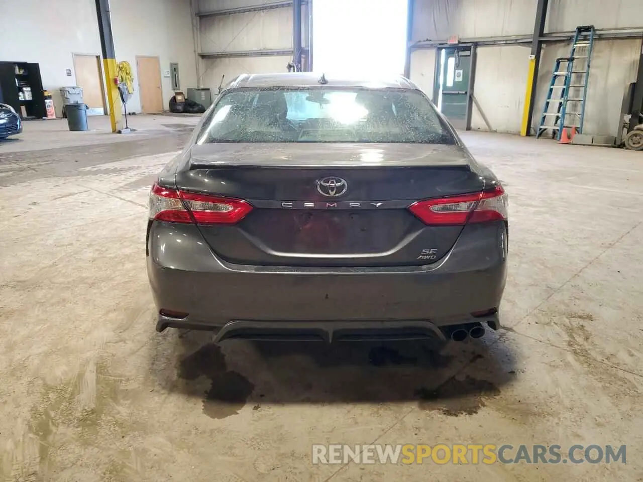 6 fotografías del automóvil dañado 4T1M11BK2LU007740 TOYOTA CAMRY 2020