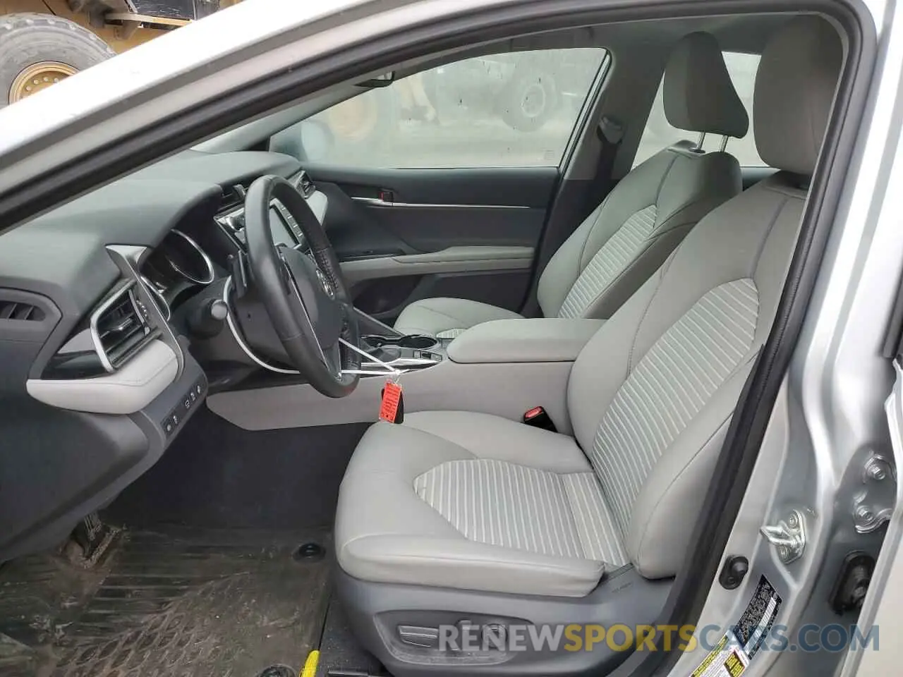 7 fotografías del automóvil dañado 4T1M11BK4LU007917 TOYOTA CAMRY 2020