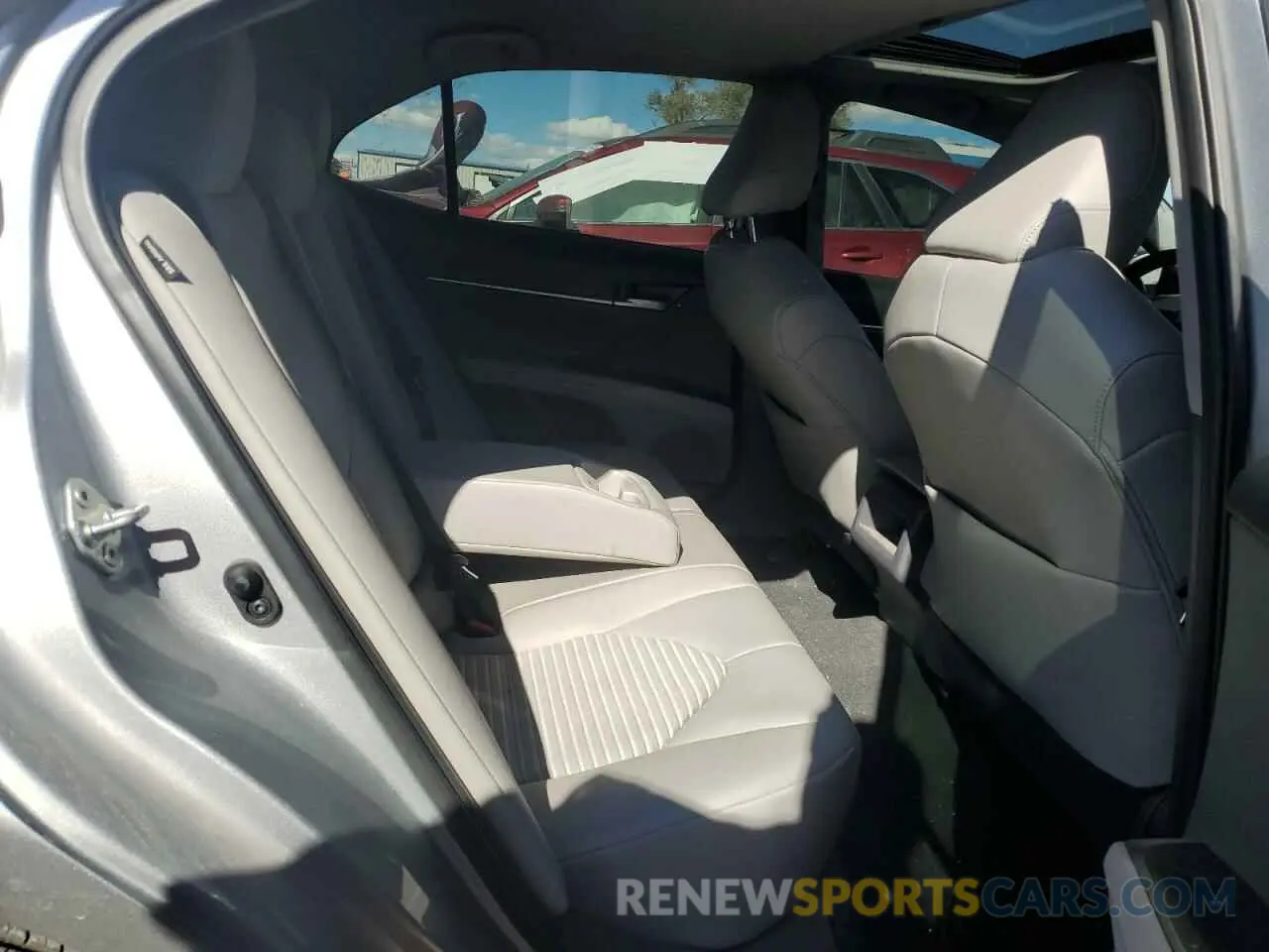 10 fotografías del automóvil dañado 4T1M11BK4LU011367 TOYOTA CAMRY 2020