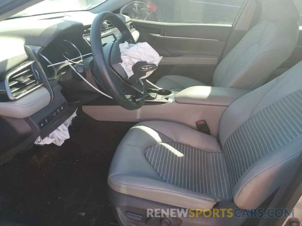 7 fotografías del automóvil dañado 4T1M11BK4LU011367 TOYOTA CAMRY 2020