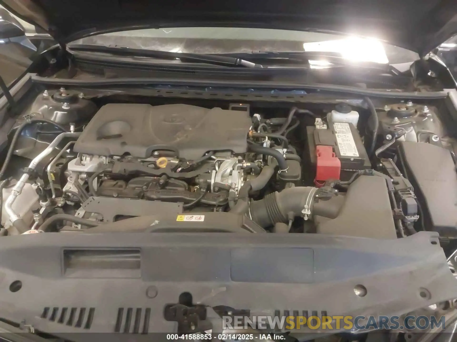 10 fotografías del automóvil dañado 4T1M11BK8LU006009 TOYOTA CAMRY 2020