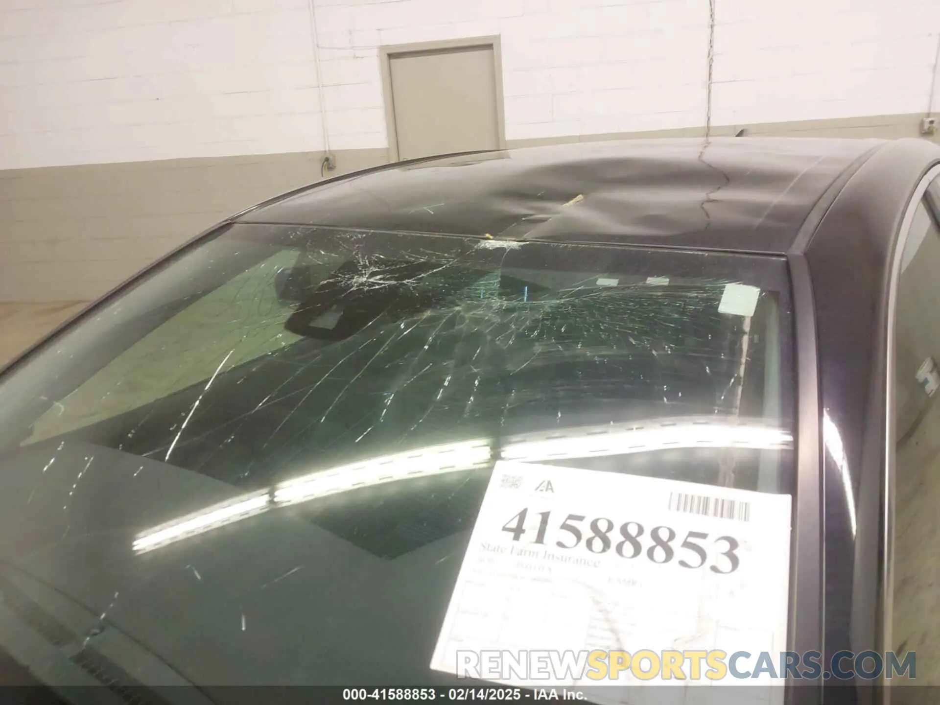 18 fotografías del automóvil dañado 4T1M11BK8LU006009 TOYOTA CAMRY 2020