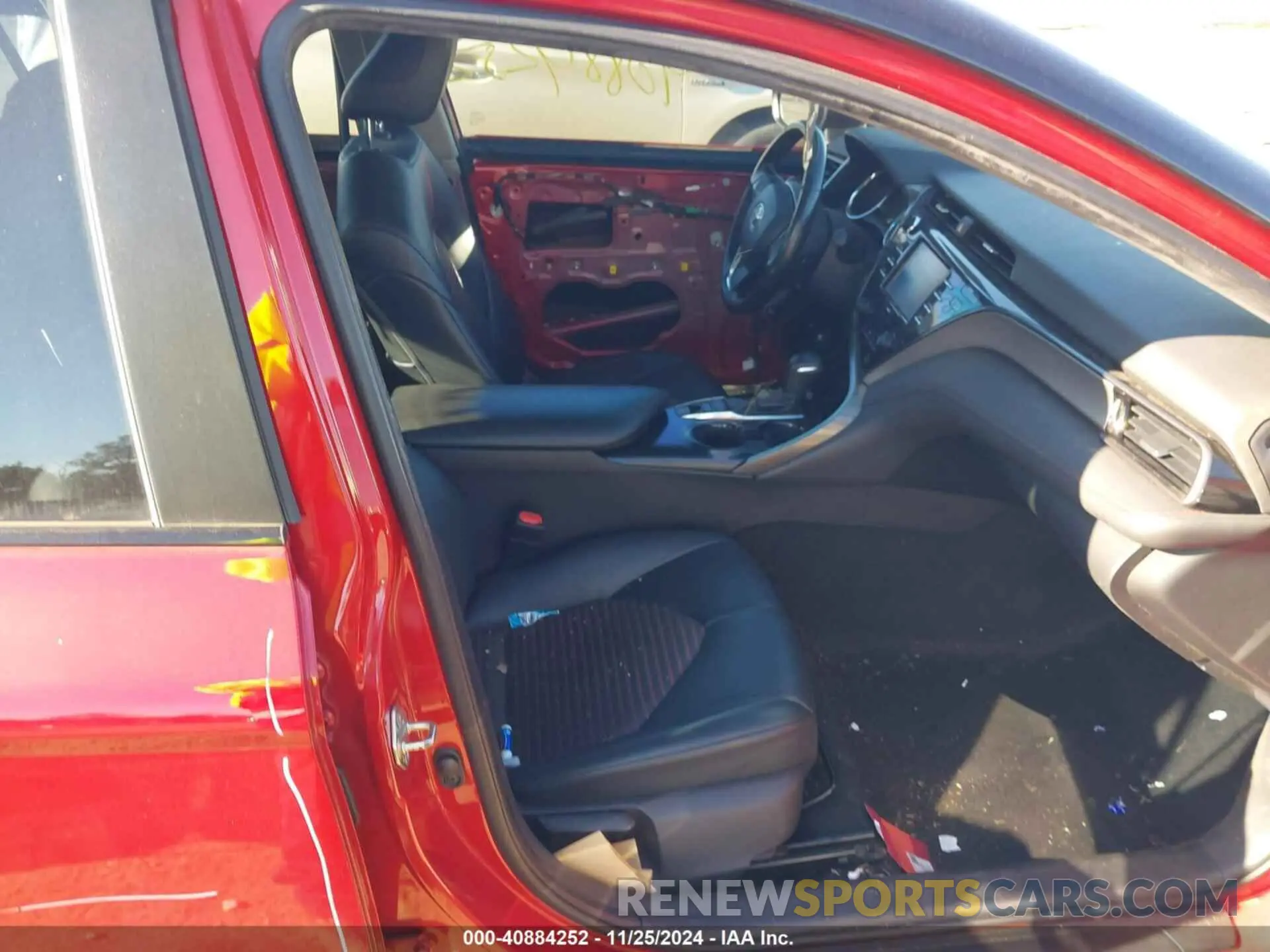 5 fotografías del automóvil dañado 4T1NZ1AK0LU035390 TOYOTA CAMRY 2020