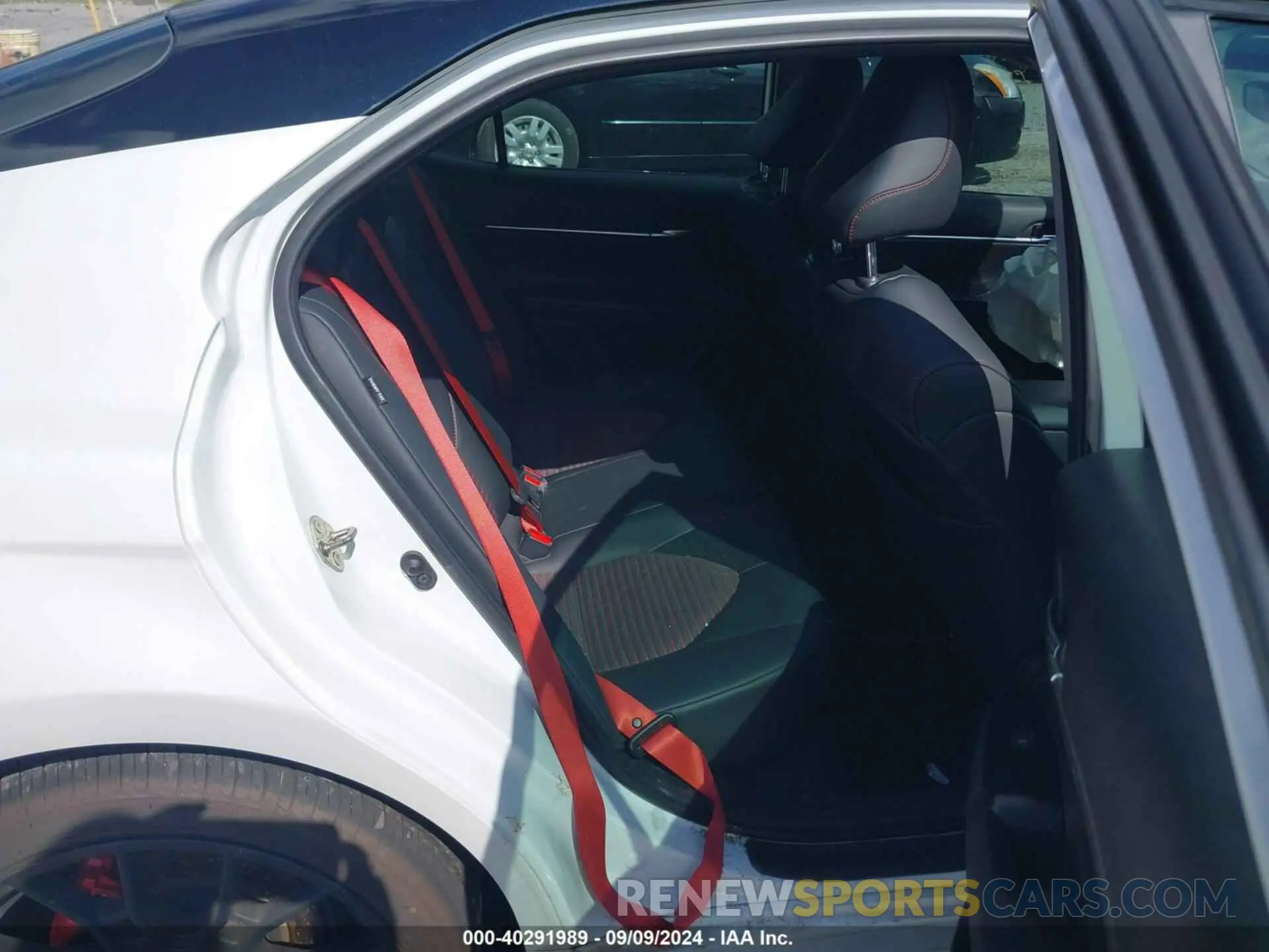 8 fotografías del automóvil dañado 4T1NZ1AK0LU036149 TOYOTA CAMRY 2020
