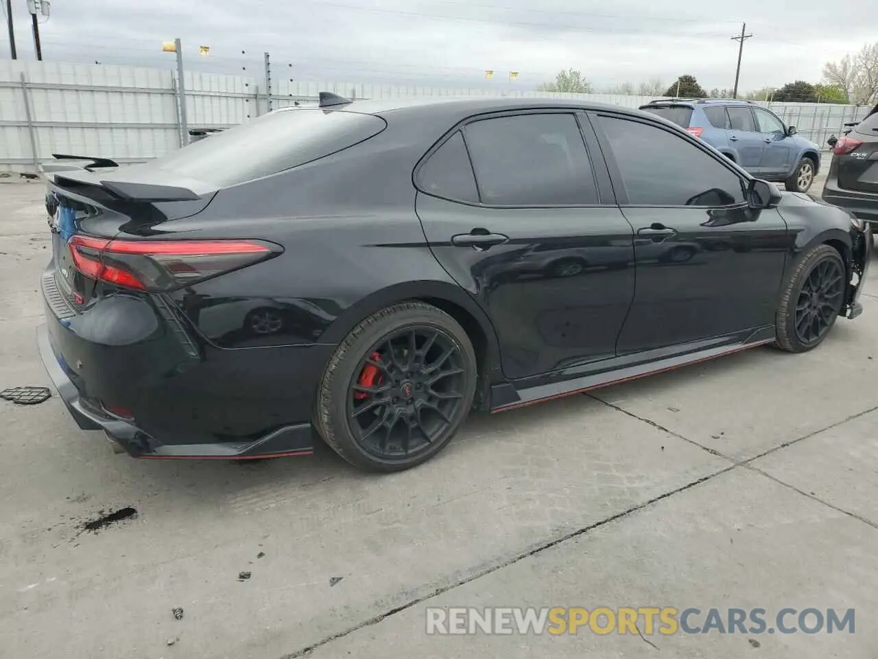 3 fotografías del automóvil dañado 4T1NZ1AK2LU042857 TOYOTA CAMRY 2020