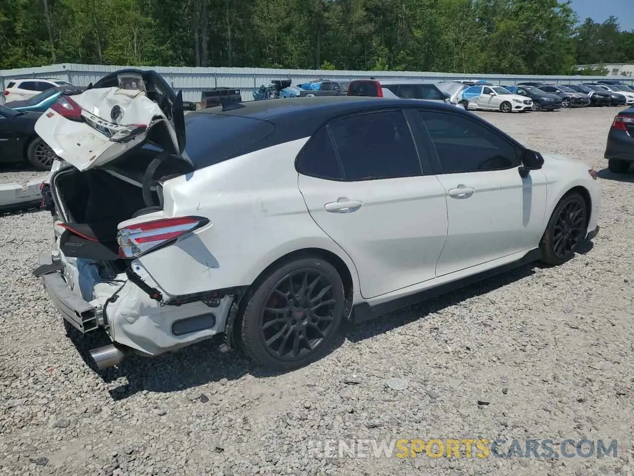 3 fotografías del automóvil dañado 4T1NZ1AK4LU041080 TOYOTA CAMRY 2020