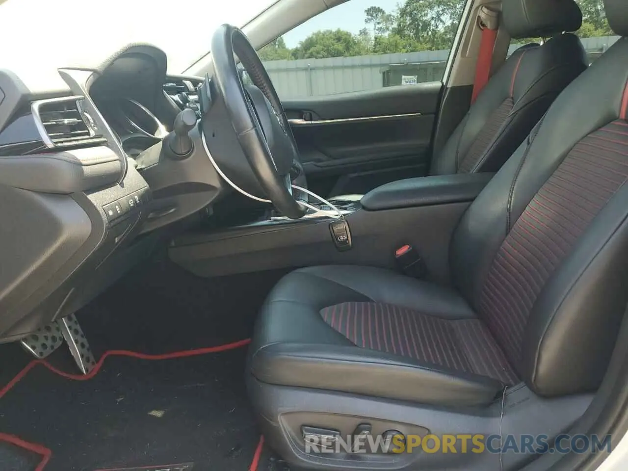 7 fotografías del automóvil dañado 4T1NZ1AK4LU041080 TOYOTA CAMRY 2020