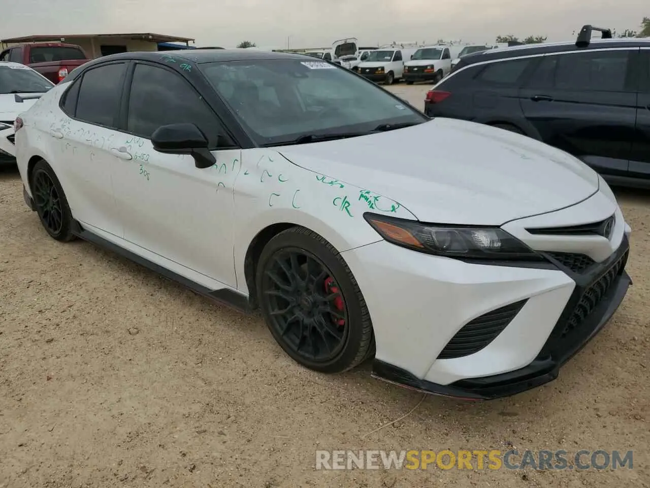 4 fotografías del automóvil dañado 4T1NZ1AK8LU046945 TOYOTA CAMRY 2020