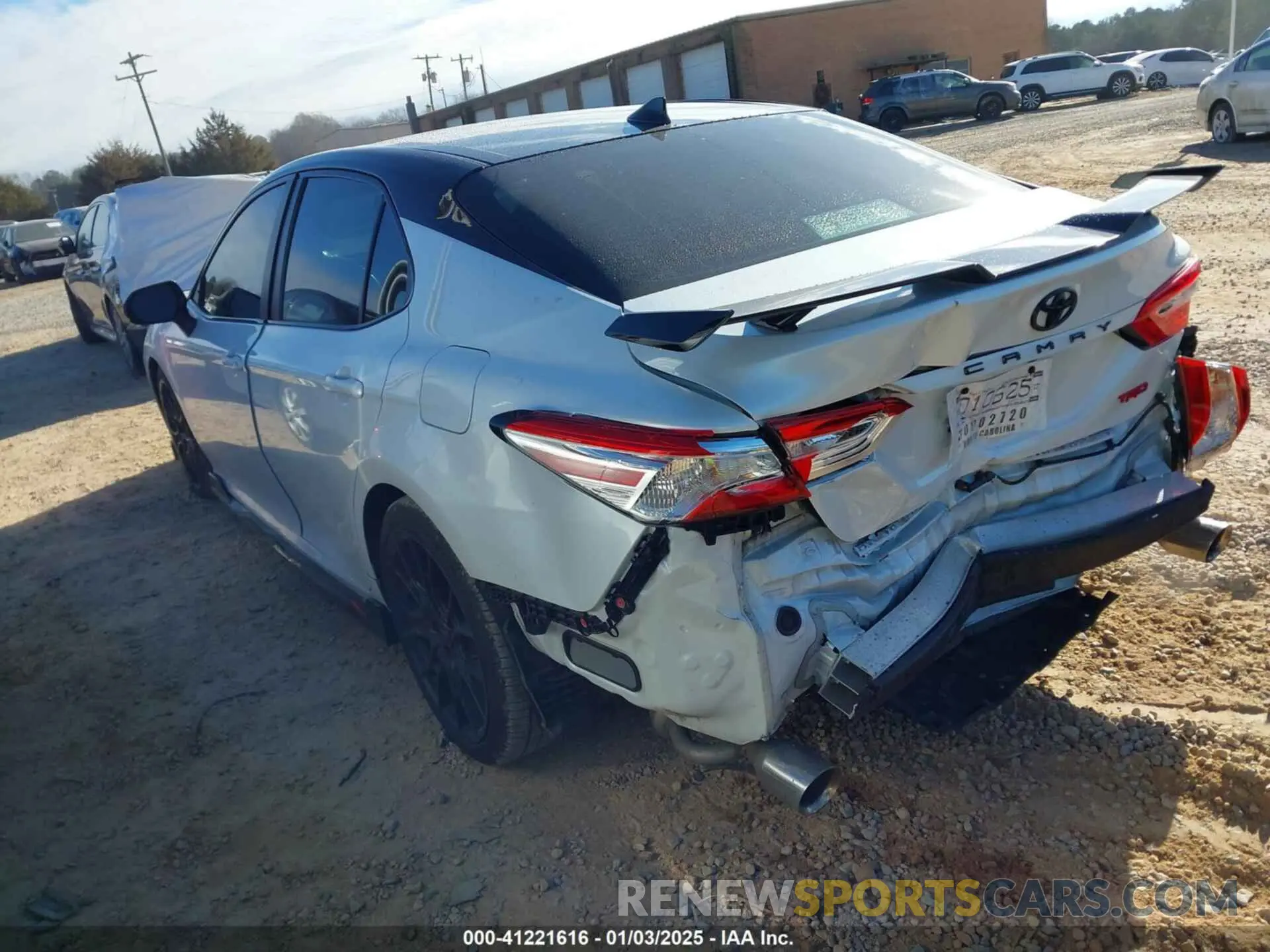3 fotografías del automóvil dañado 4T1NZ1AKXLU040192 TOYOTA CAMRY 2020