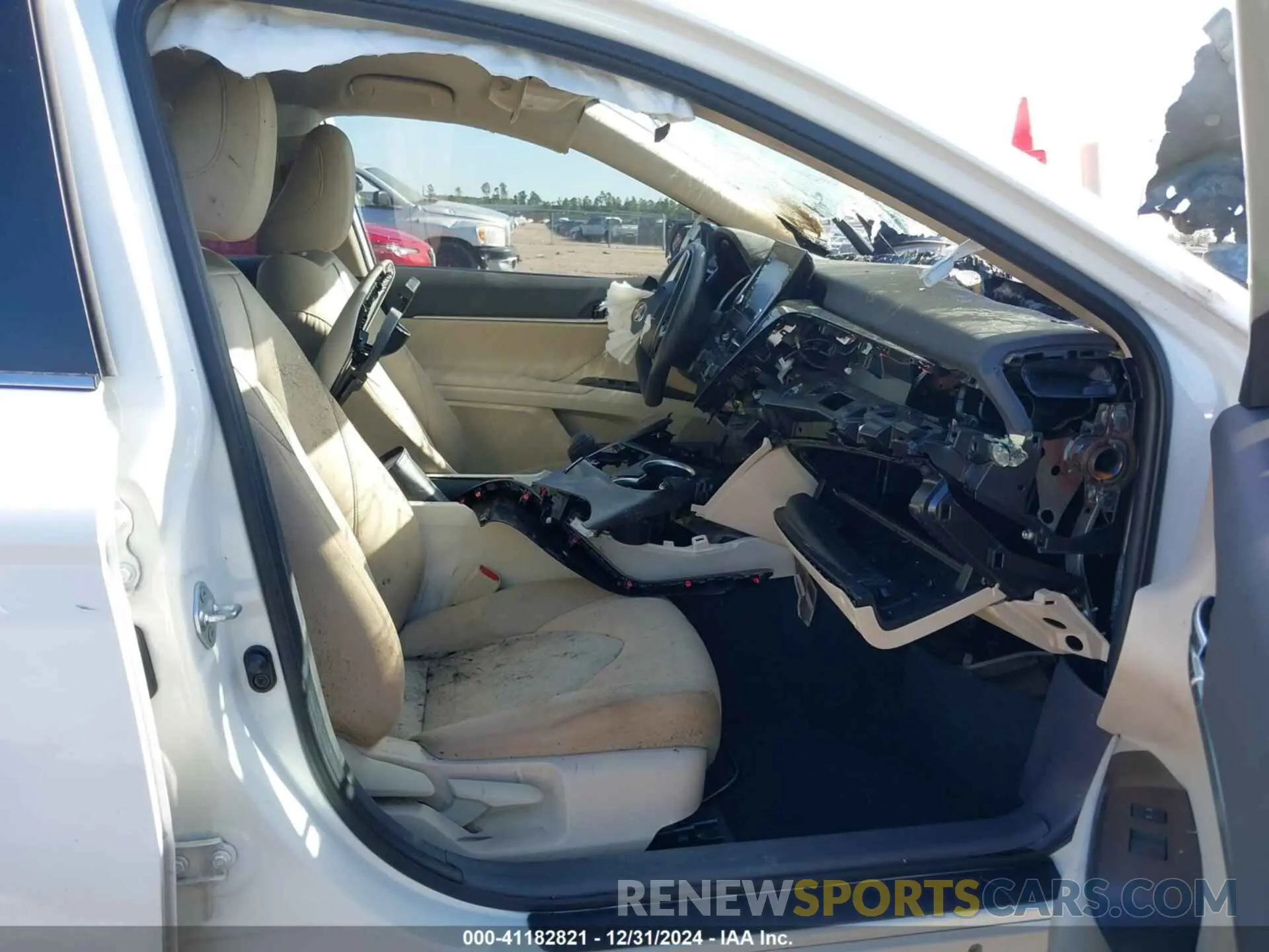 5 fotografías del automóvil dañado 4T1C11AK0MU470782 TOYOTA CAMRY 2021