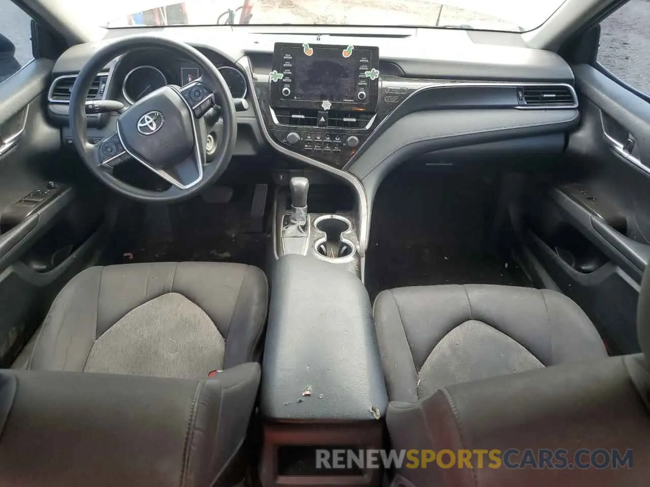 8 fotografías del automóvil dañado 4T1C11AK0MU561583 TOYOTA CAMRY 2021