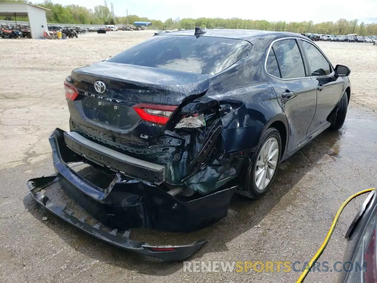 4 fotografías del automóvil dañado 4T1C11AK1MU442893 TOYOTA CAMRY 2021