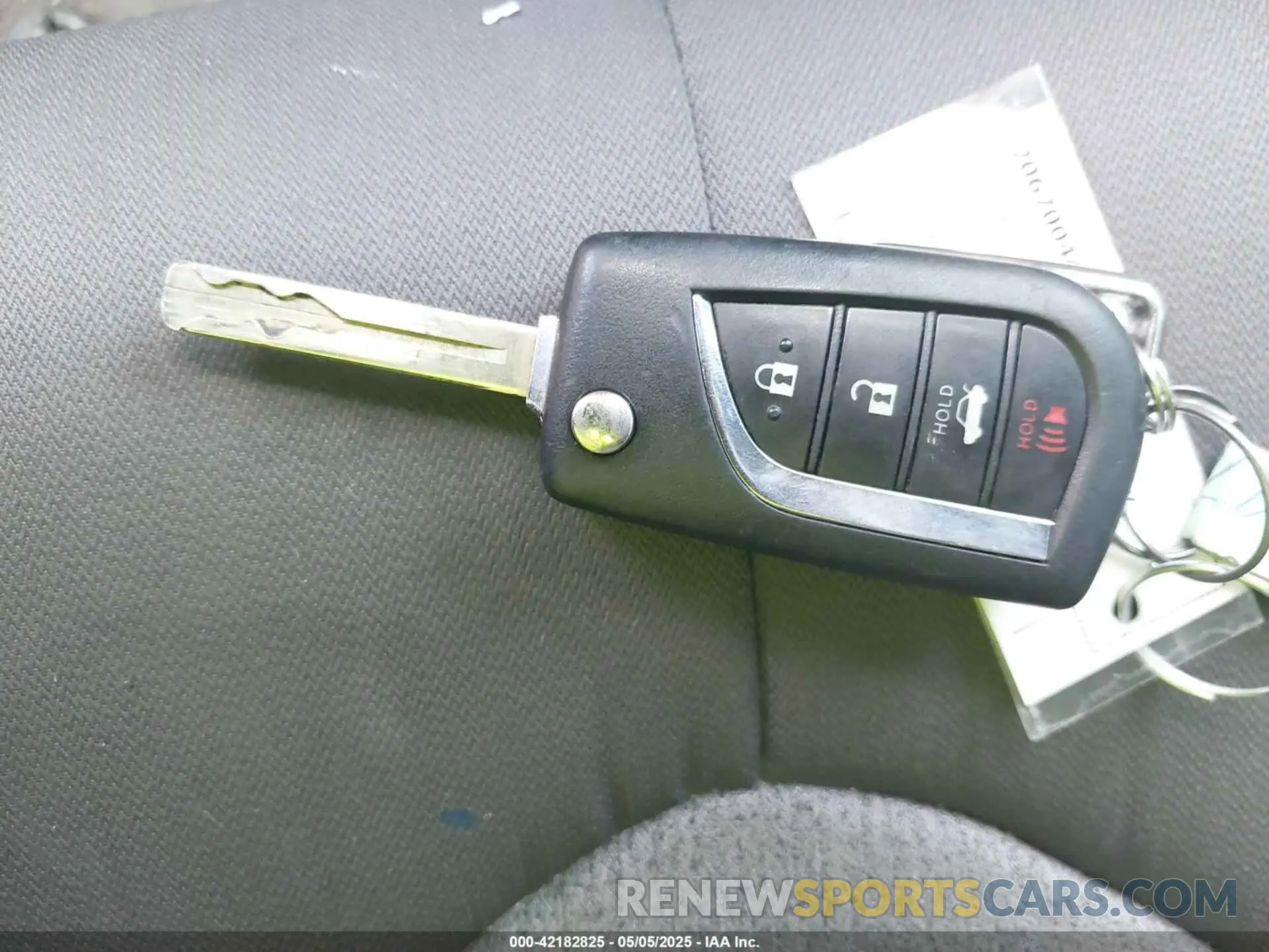 11 fotografías del automóvil dañado 4T1C11AK1MU448211 TOYOTA CAMRY 2021