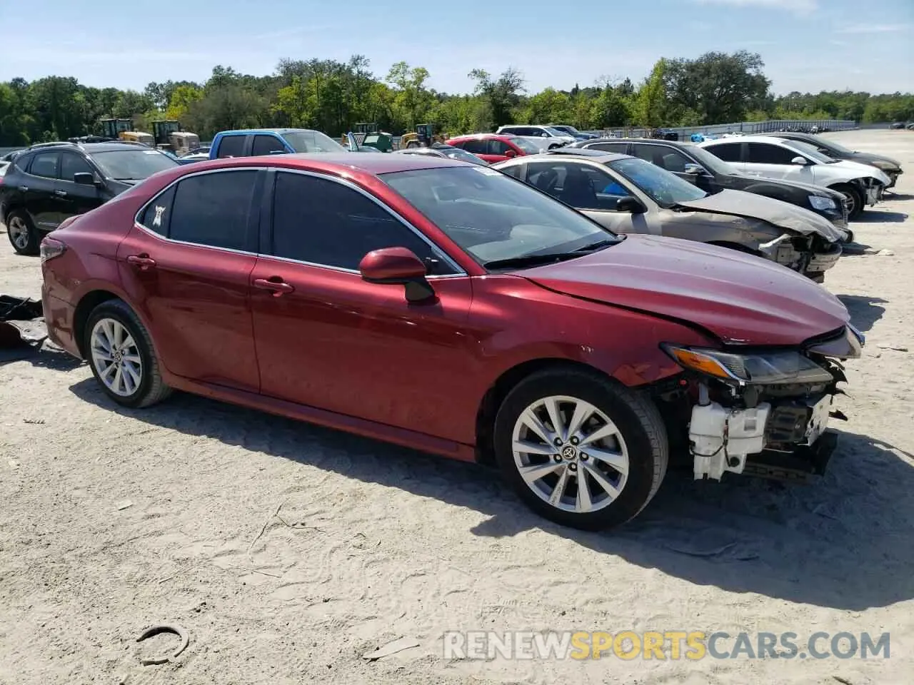 4 fotografías del automóvil dañado 4T1C11AK1MU450833 TOYOTA CAMRY 2021