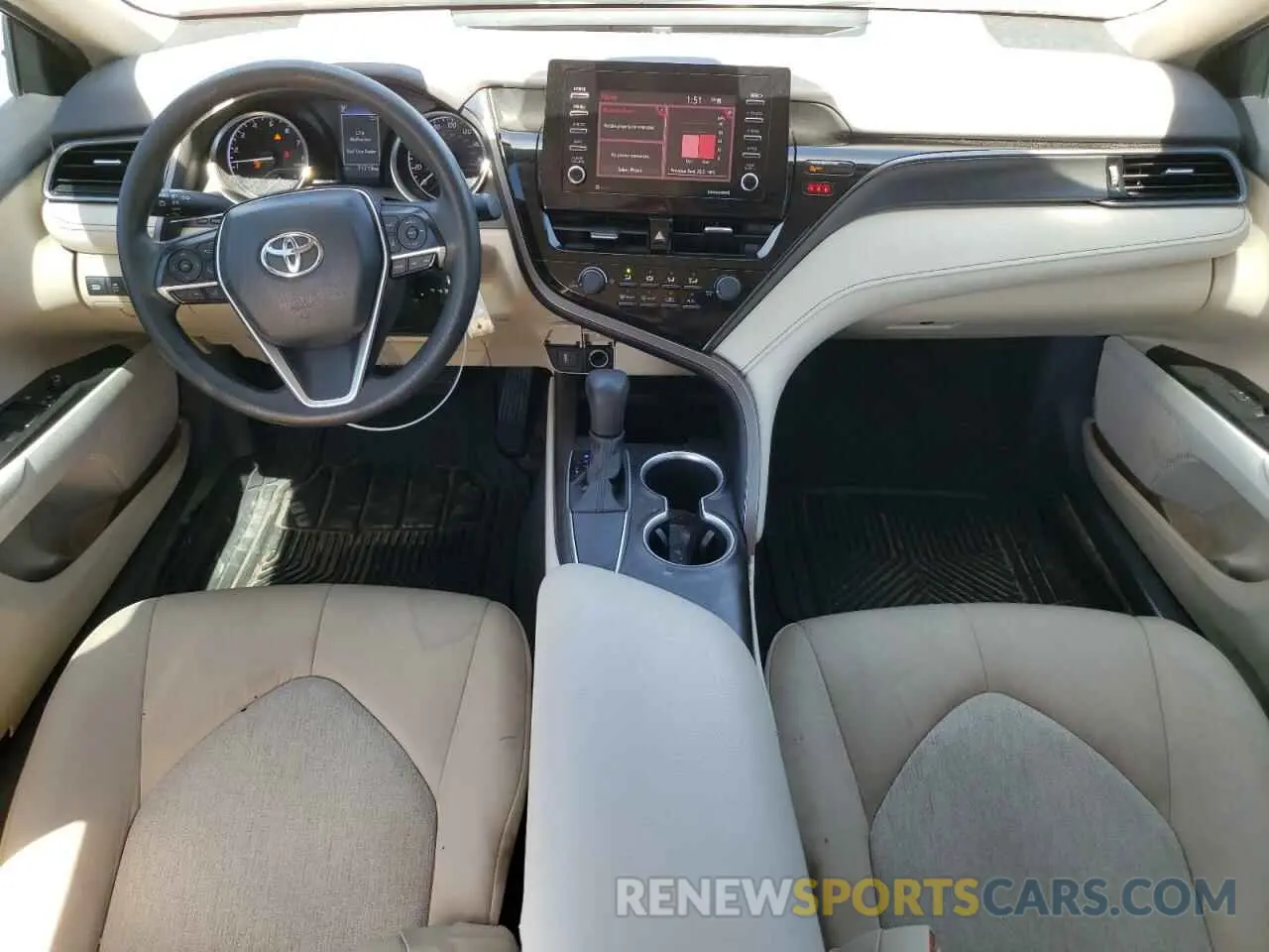 8 fotografías del automóvil dañado 4T1C11AK1MU450833 TOYOTA CAMRY 2021