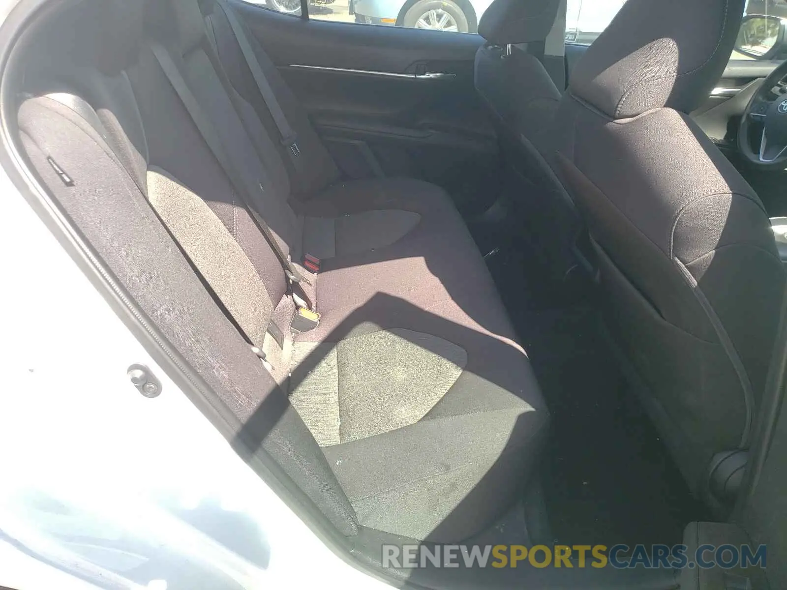 6 fotografías del automóvil dañado 4T1C11AK1MU560393 TOYOTA CAMRY 2021