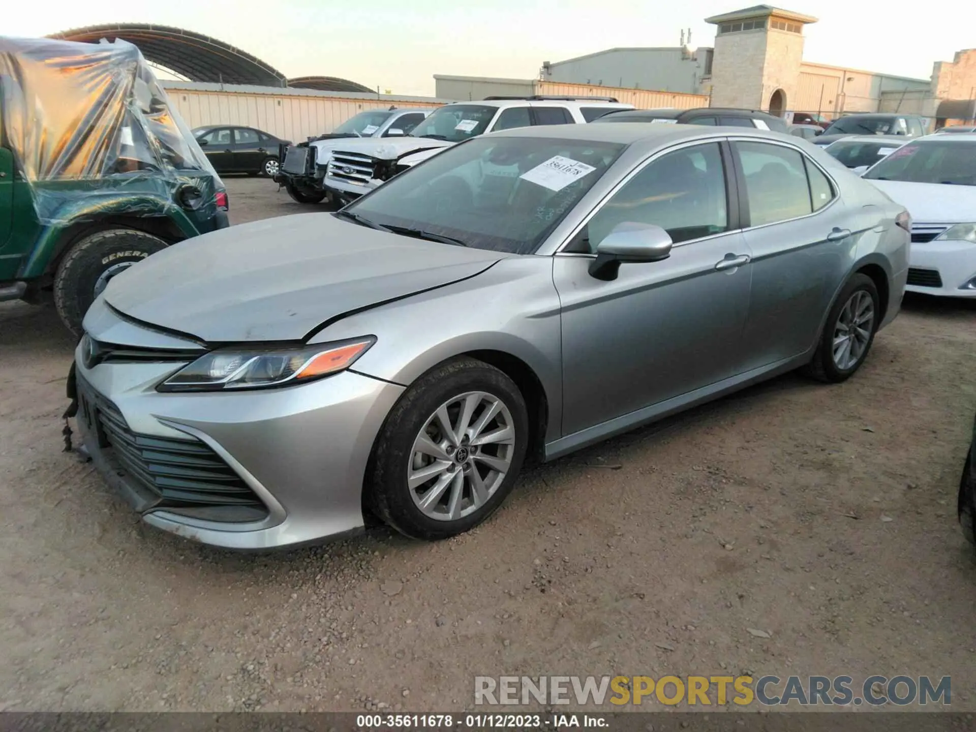 2 fotografías del automóvil dañado 4T1C11AK1MU591627 TOYOTA CAMRY 2021