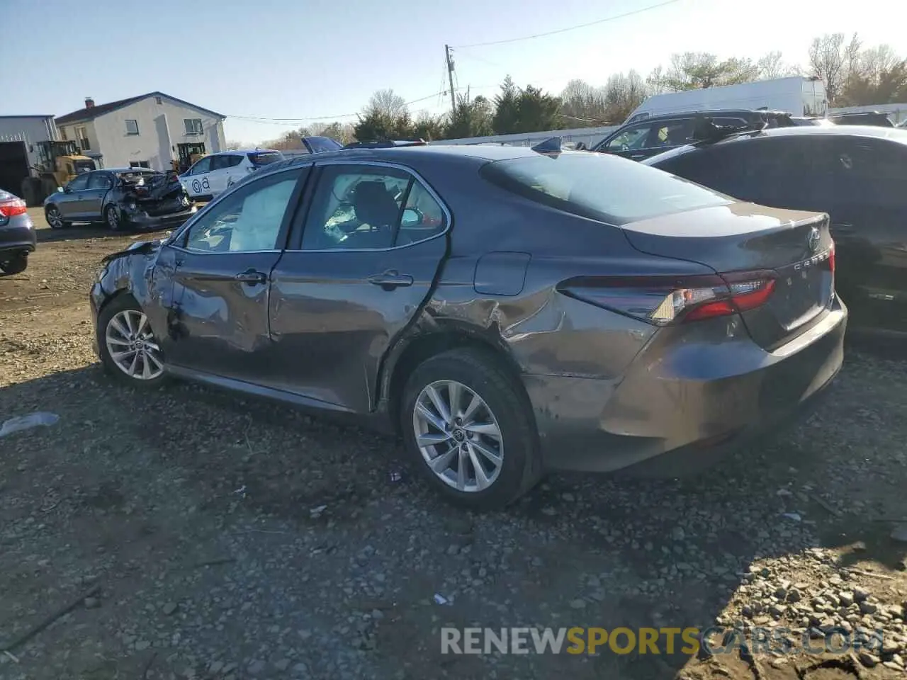 2 fotografías del automóvil dañado 4T1C11AK2MU557941 TOYOTA CAMRY 2021